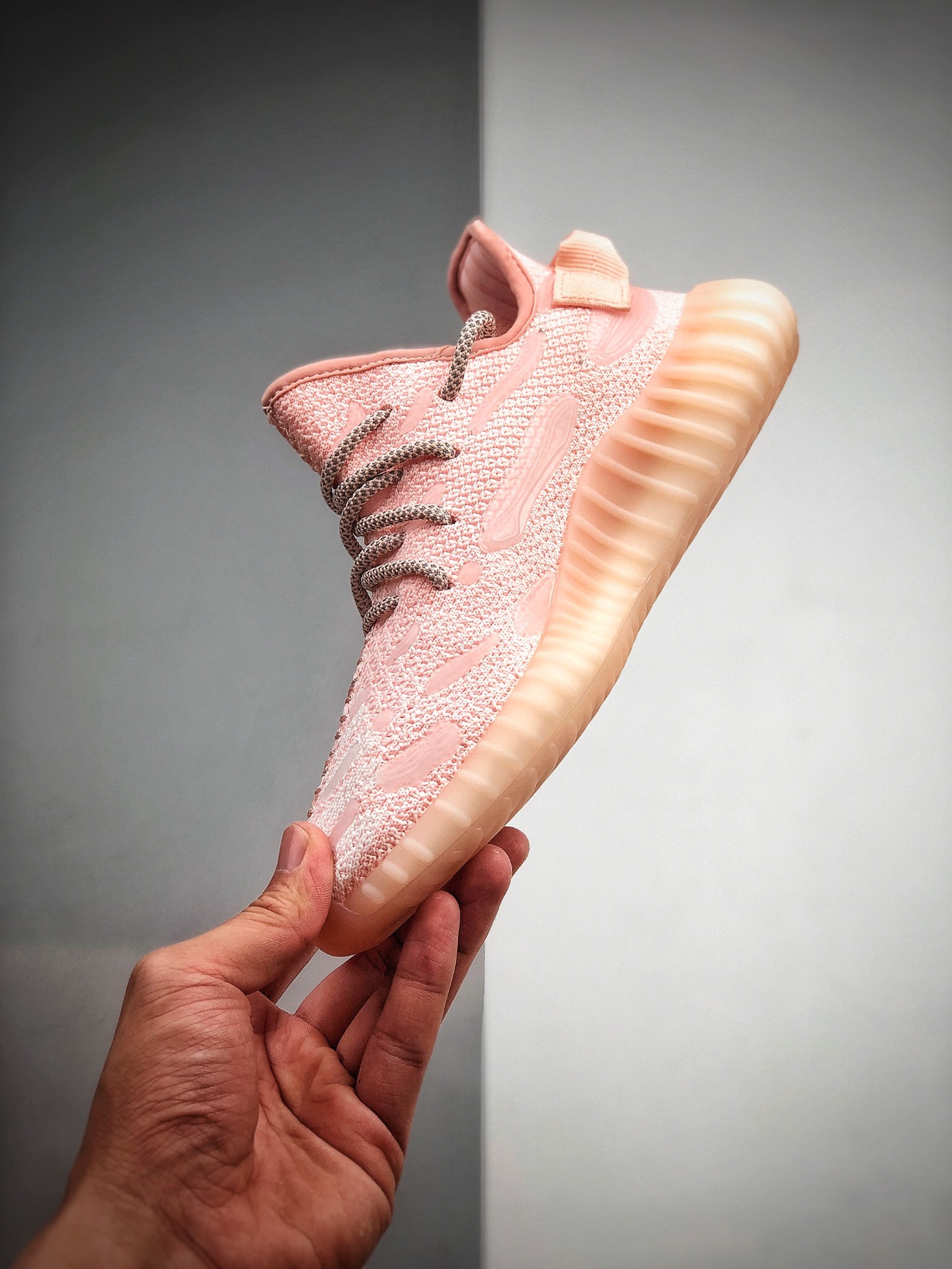 220 女鞋真标半码制 350 v3粉水滴Yeezy 350 V3 Runner FC9217