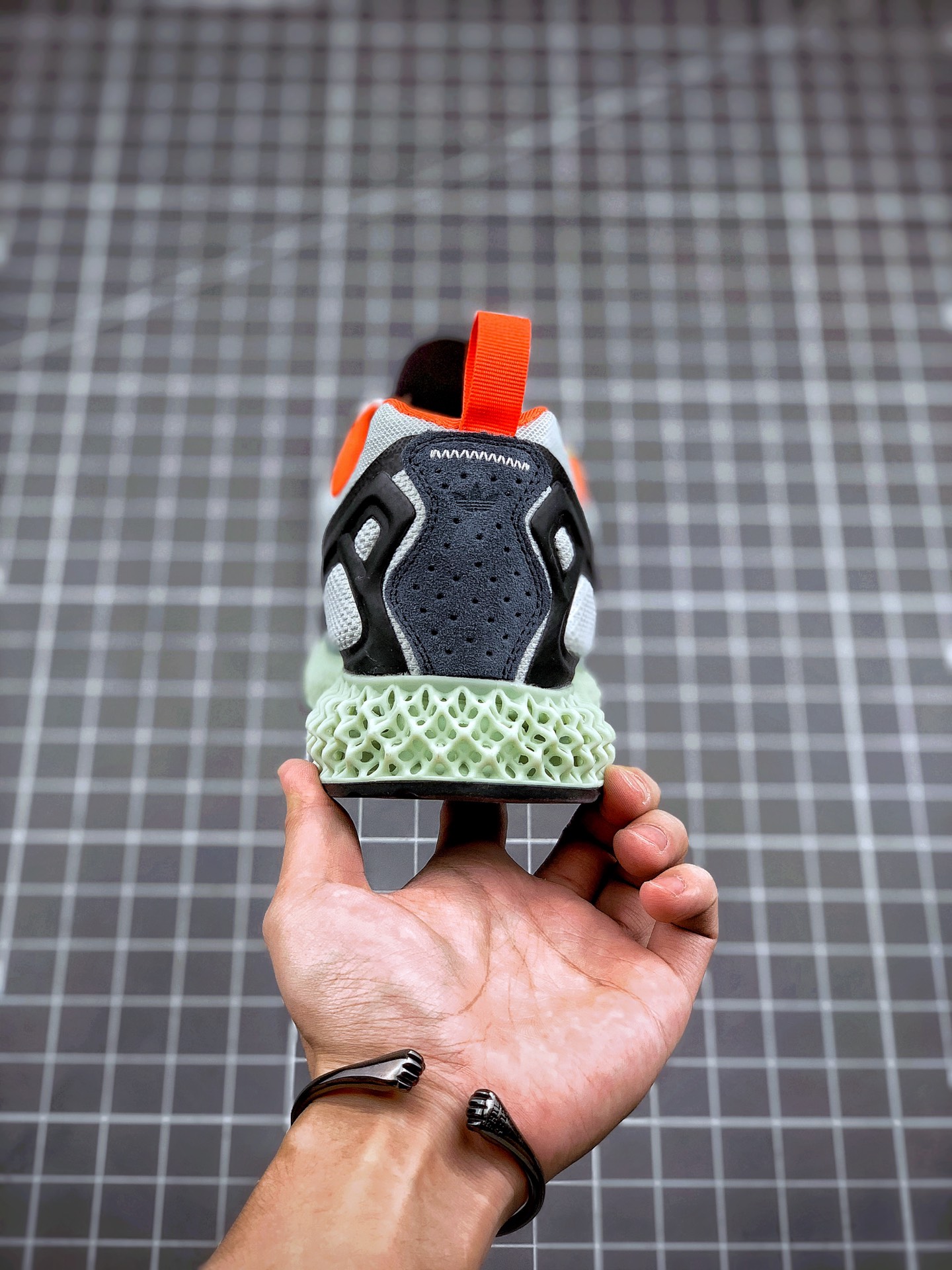 290 Adidas Alphaedge 4D M  针织呼吸面休闲运动慢跑鞋 FV8500