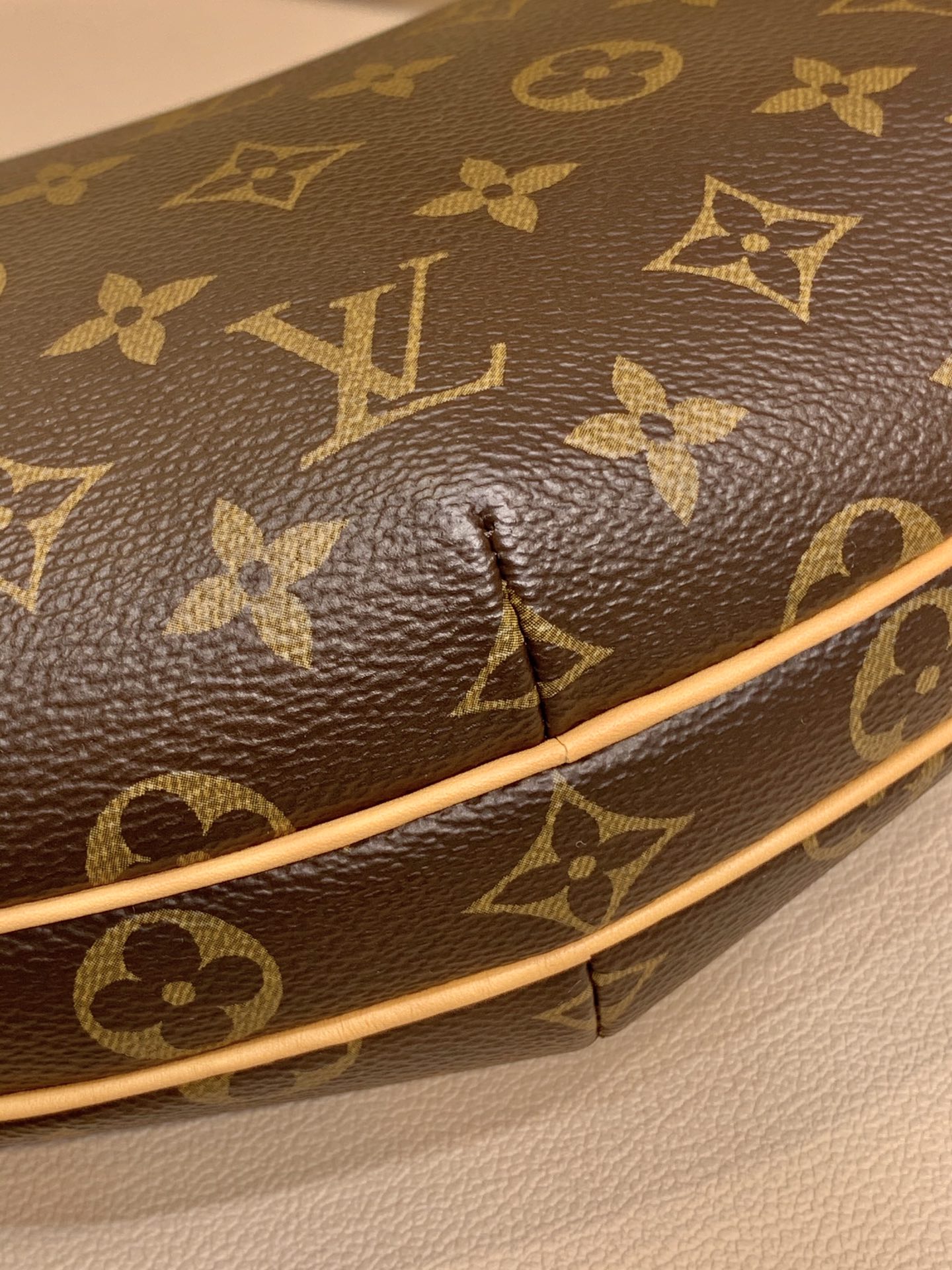 Louis Vuitton Pochette Croissant Handbag Monogram M51510 – AMORE Vintage  Tokyo