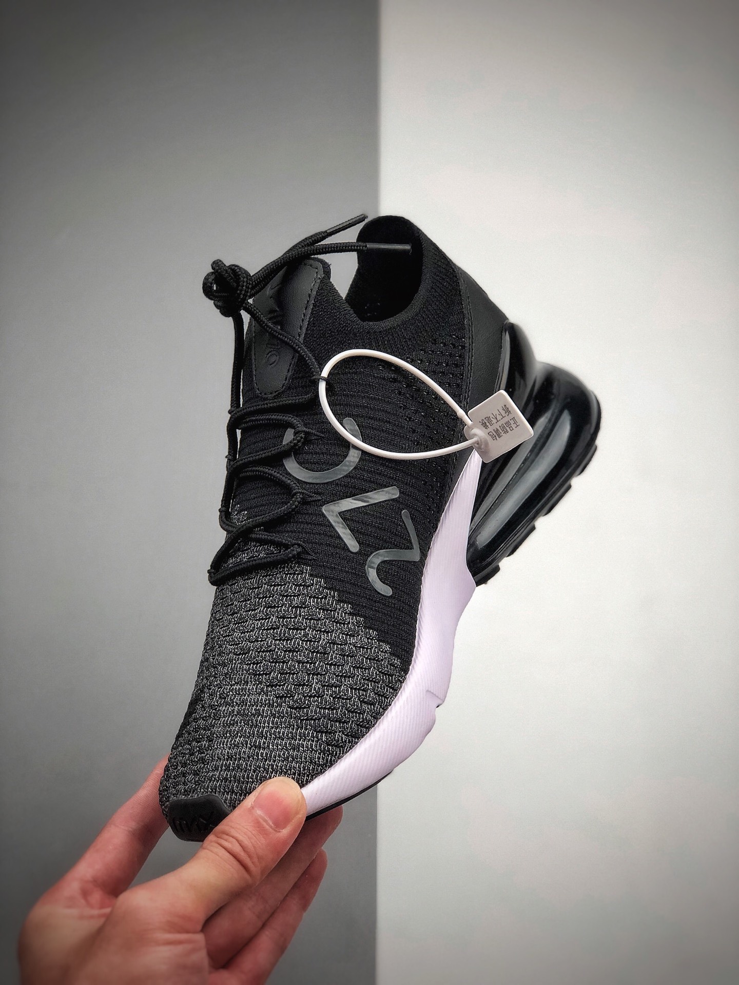 200  Nike Air Max 270 Flyknit货号:AO1023 001