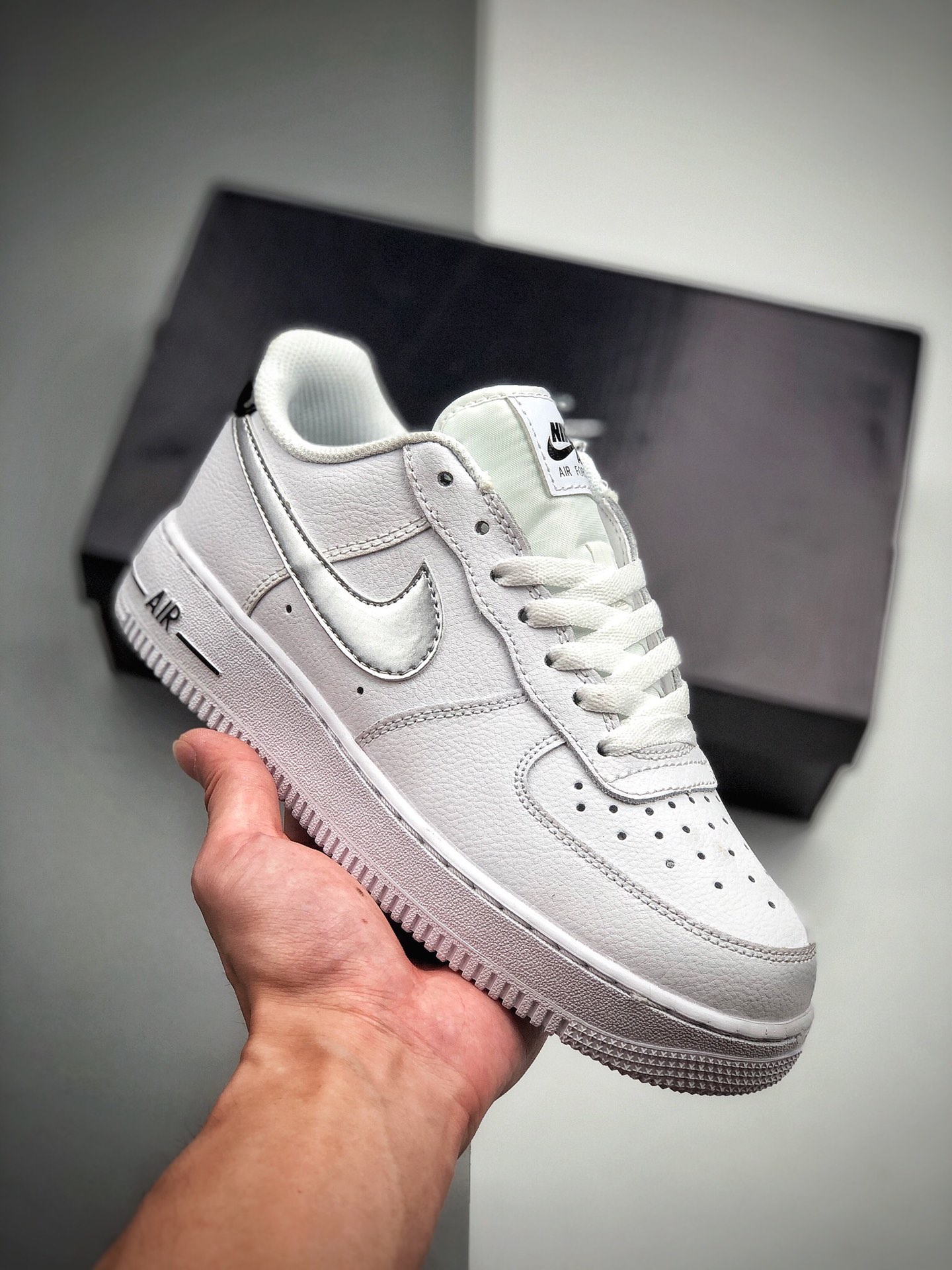 200 耐克Nike 空军一号运动休闲板鞋  货号：CZ4206-100