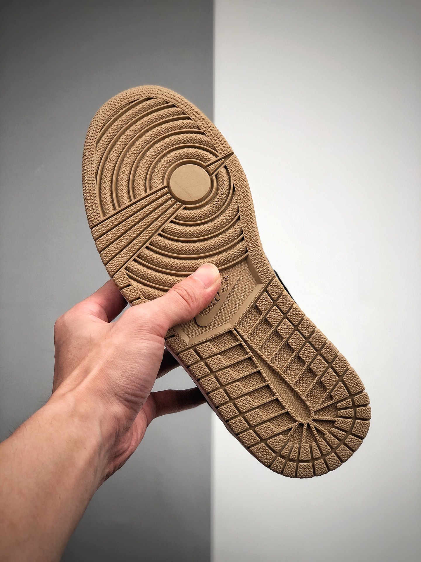 350 Travis Scott x Nike Air jordan 1TS联名腰果花 定制款  货号：CK5088-001
