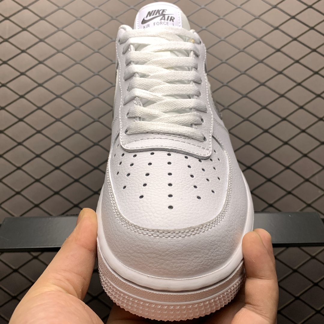 200 Nike Air Force 1'07 空军一号低帮运动休闲板鞋 CZ4206-100