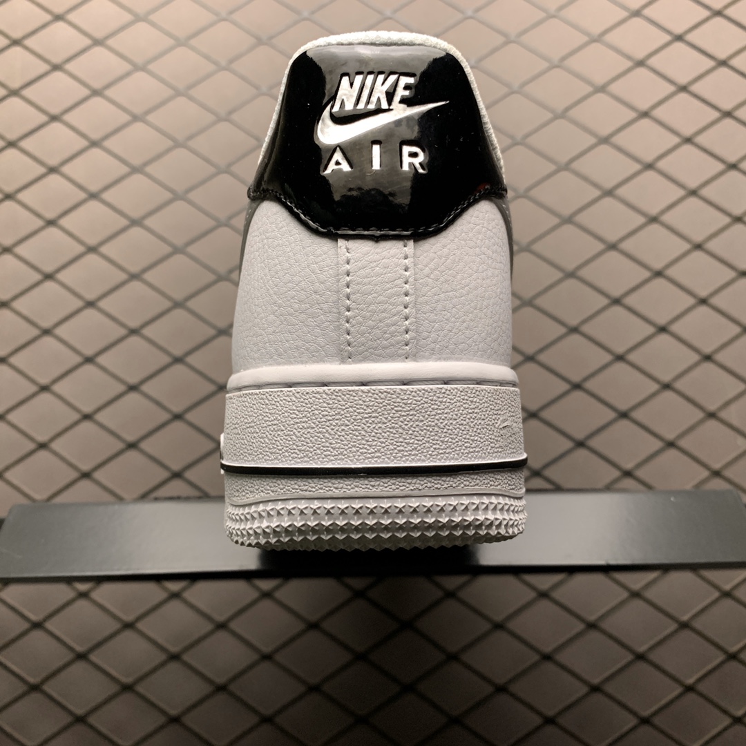 200 Nike Air Force 1'07 空军一号低帮运动休闲板鞋 CZ4206-100