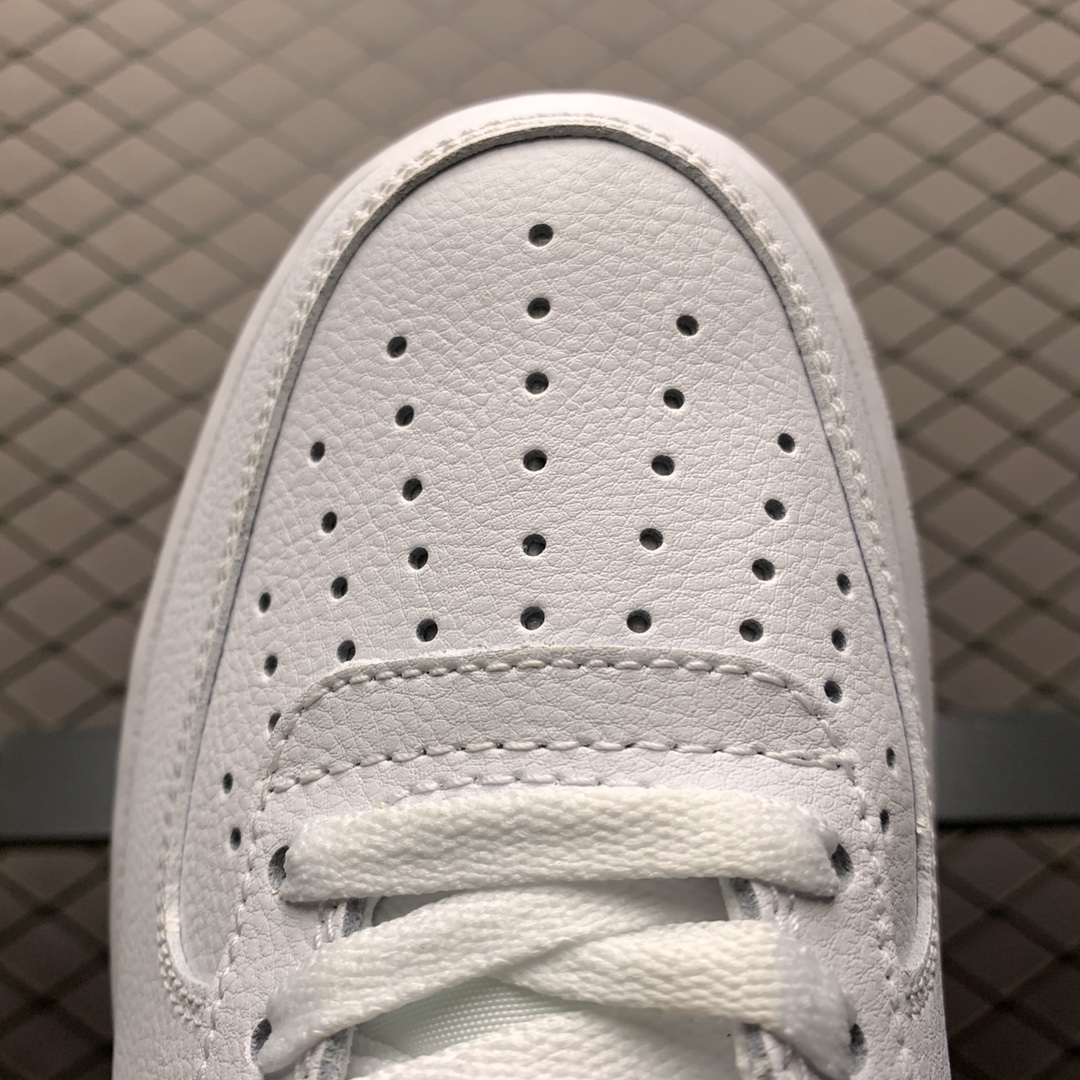 200 Nike Air Force 1'07 空军一号低帮运动休闲板鞋 CZ4206-100