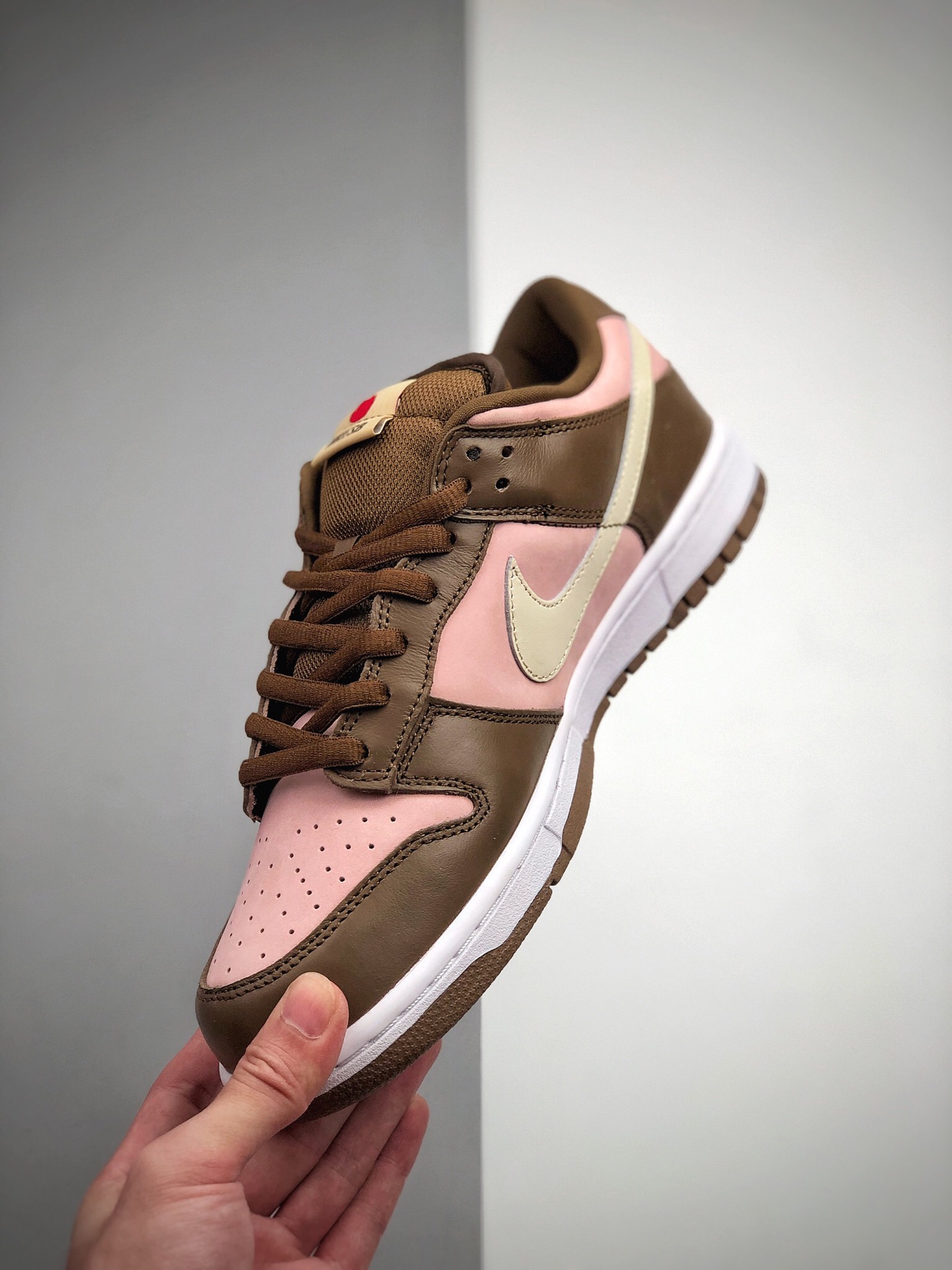 310 SB板鞋 樱桃 粉色 桃粉色 Stussy x NK SB Dunk Low Pro”Cherry”斯图西联名304292-671