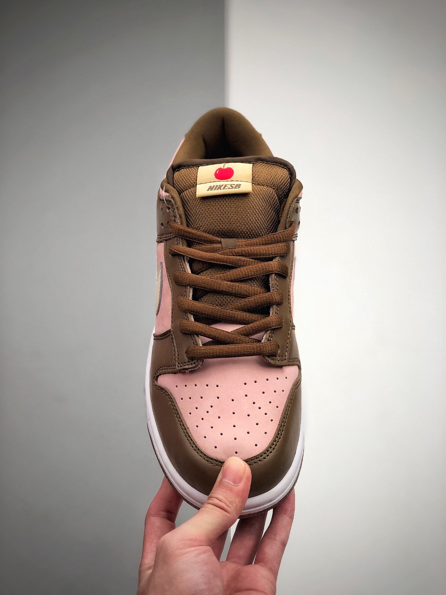 310 SB板鞋 樱桃 粉色 桃粉色 Stussy x NK SB Dunk Low Pro”Cherry”斯图西联名304292-671