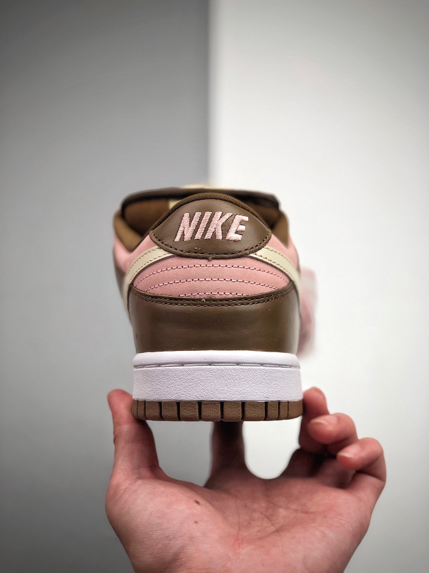 310 SB板鞋 樱桃 粉色 桃粉色 Stussy x NK SB Dunk Low Pro”Cherry”斯图西联名304292-671