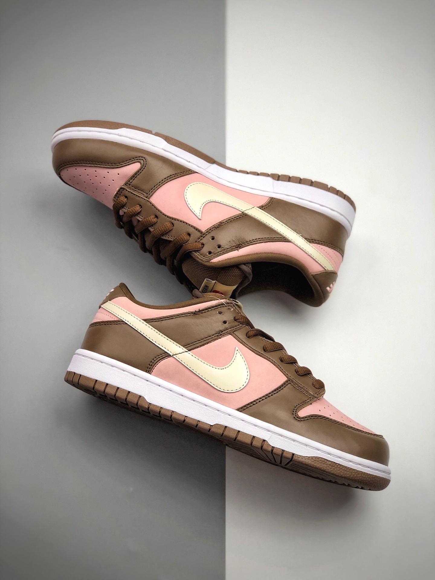 310 SB板鞋 樱桃 粉色 桃粉色 Stussy x NK SB Dunk Low Pro”Cherry”斯图西联名304292-671