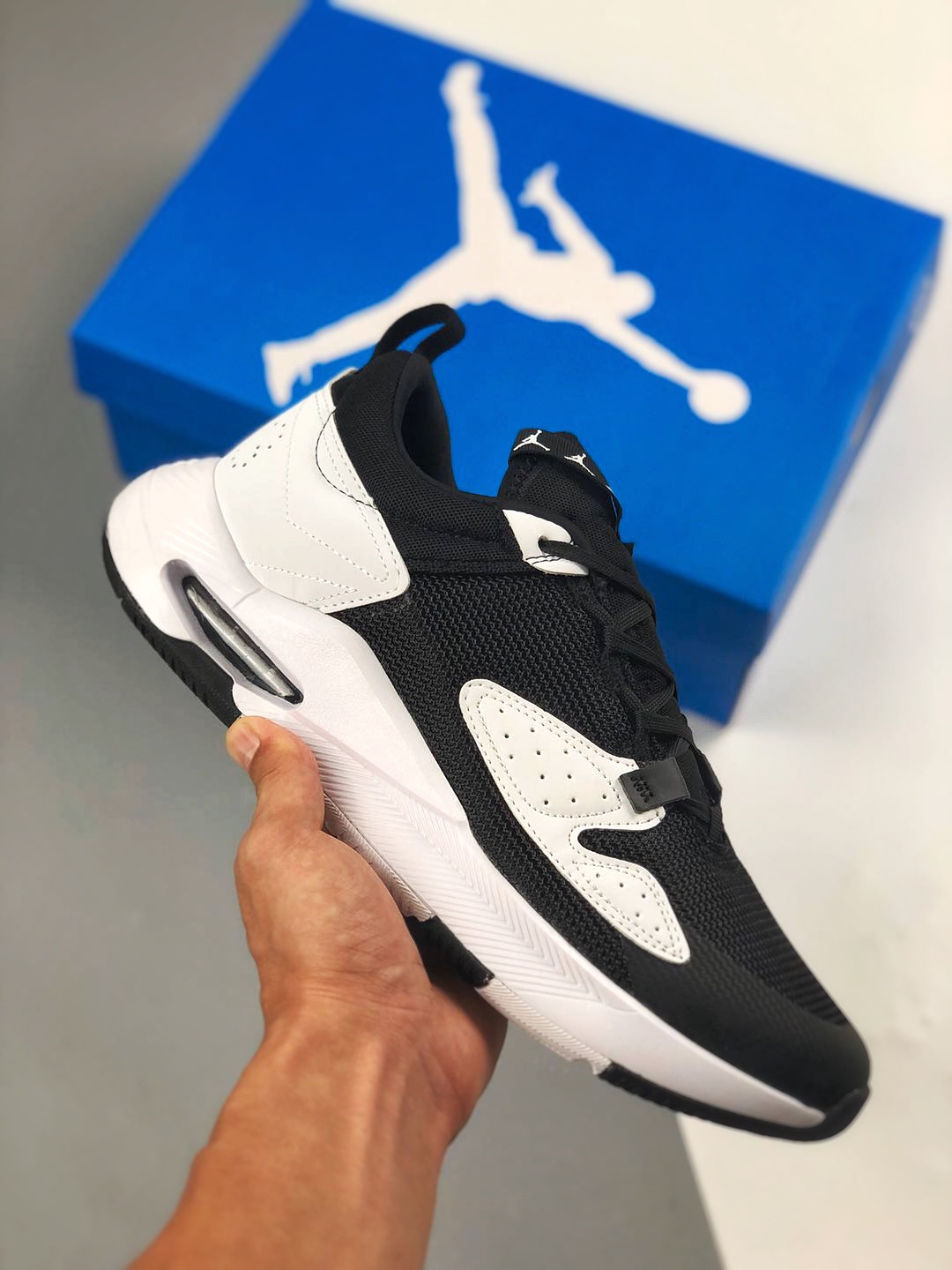 Apoyo al pago contra reembolso Fragment Design x Jordan Air Cadence colaboración utiliza material de gamuza y malla de …