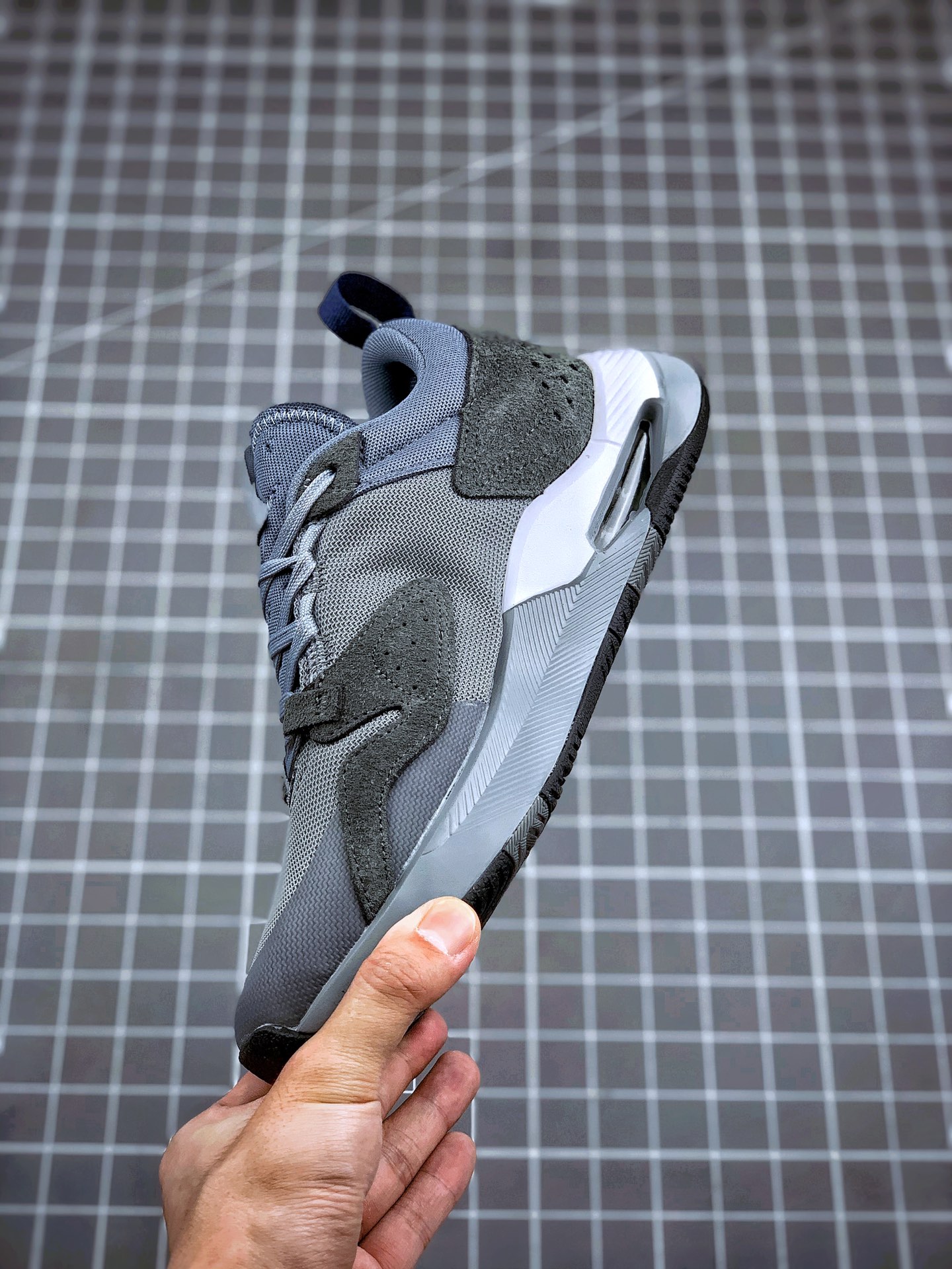 180 Nike Jordan Brand Air Cadence Air Cadence CV1761-019