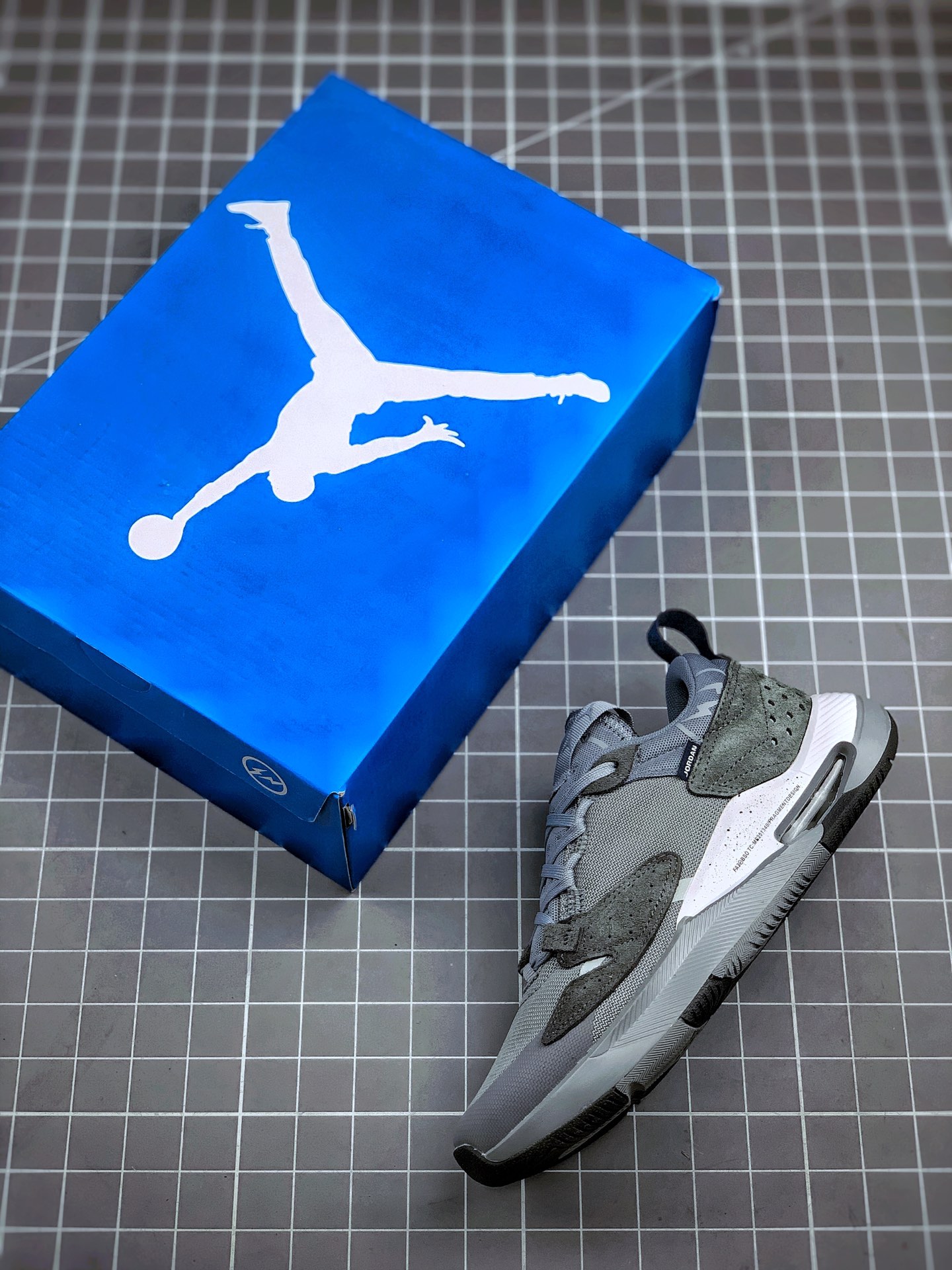 180 Nike Jordan Brand Air Cadence Air Cadence CV1761-019