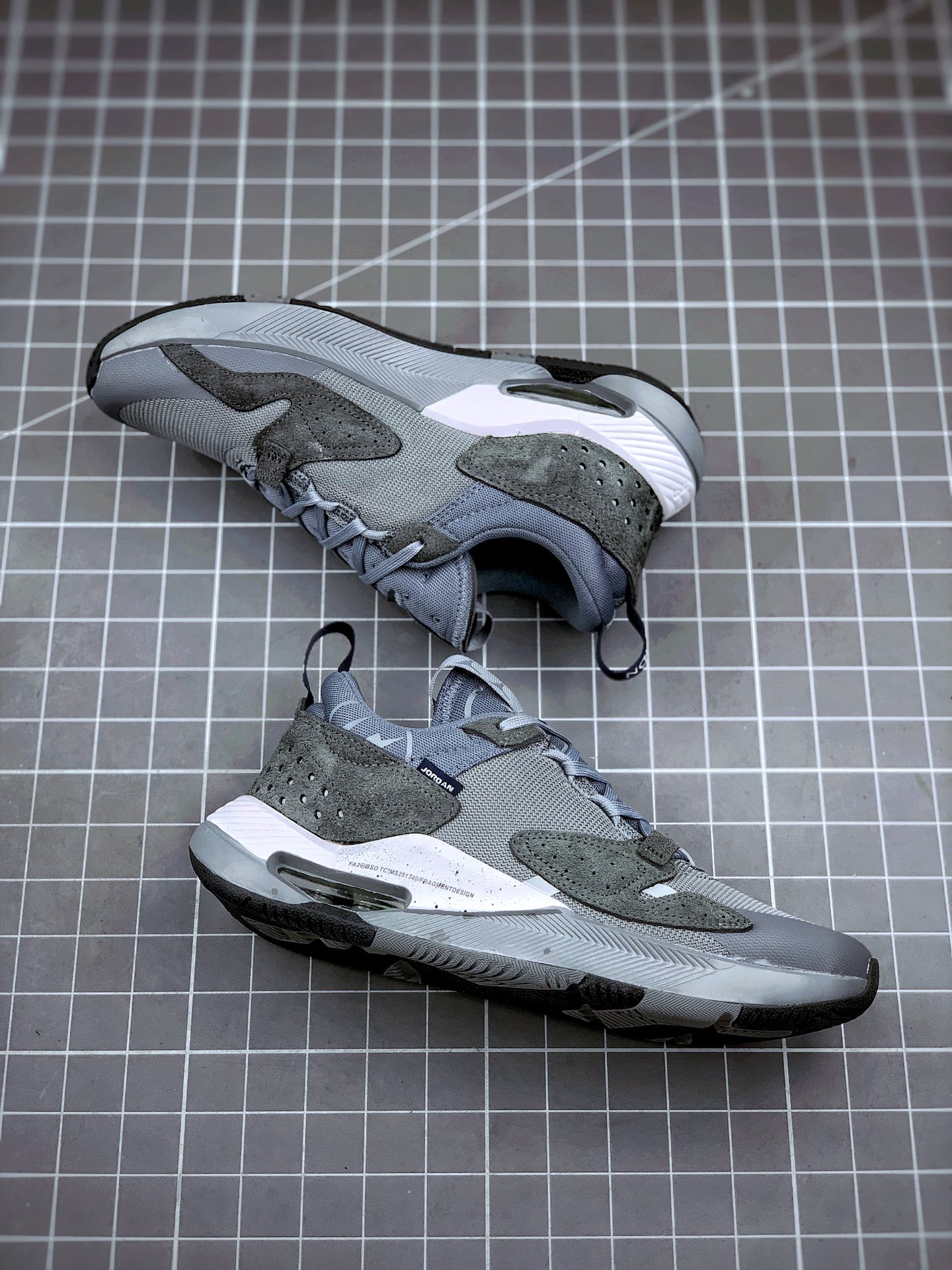 180 Nike Jordan Brand Air Cadence Air Cadence CV1761-019