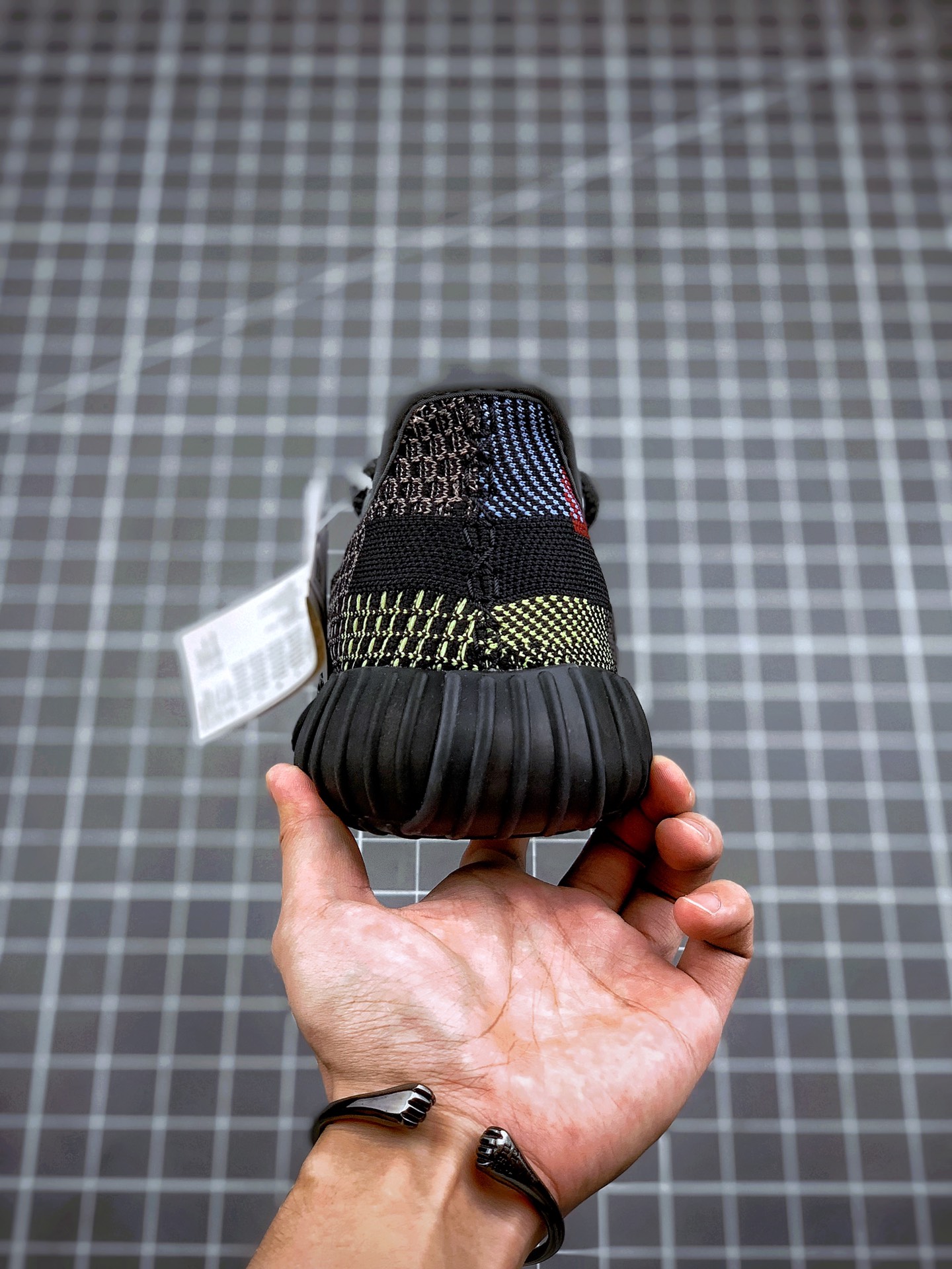 200 Adidas Yeezy 350 Boost V2  “Yecheil” 黑红拼接 满天星