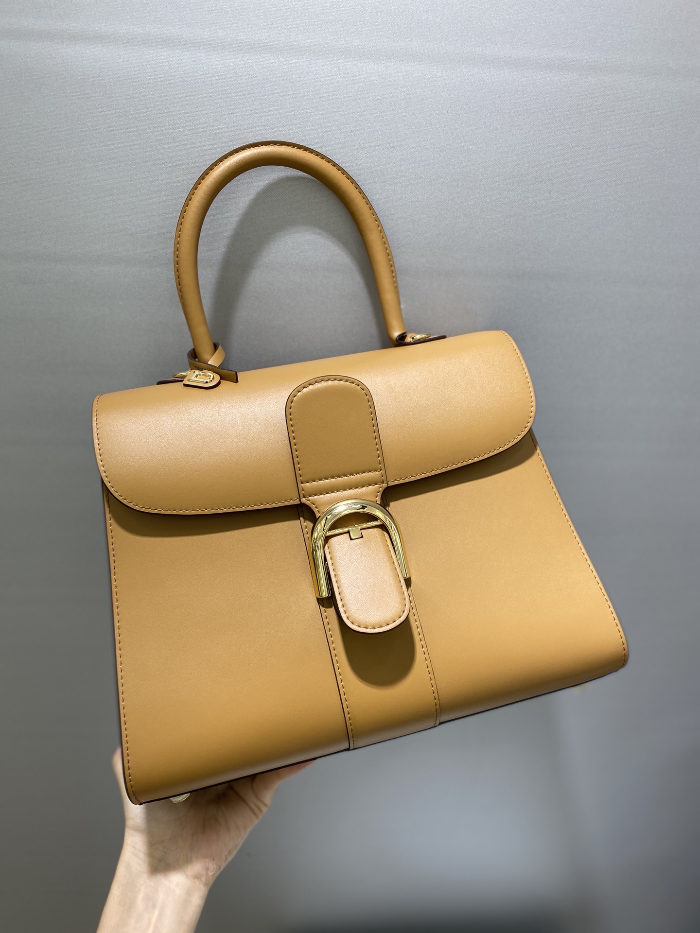 [Delvaux Women