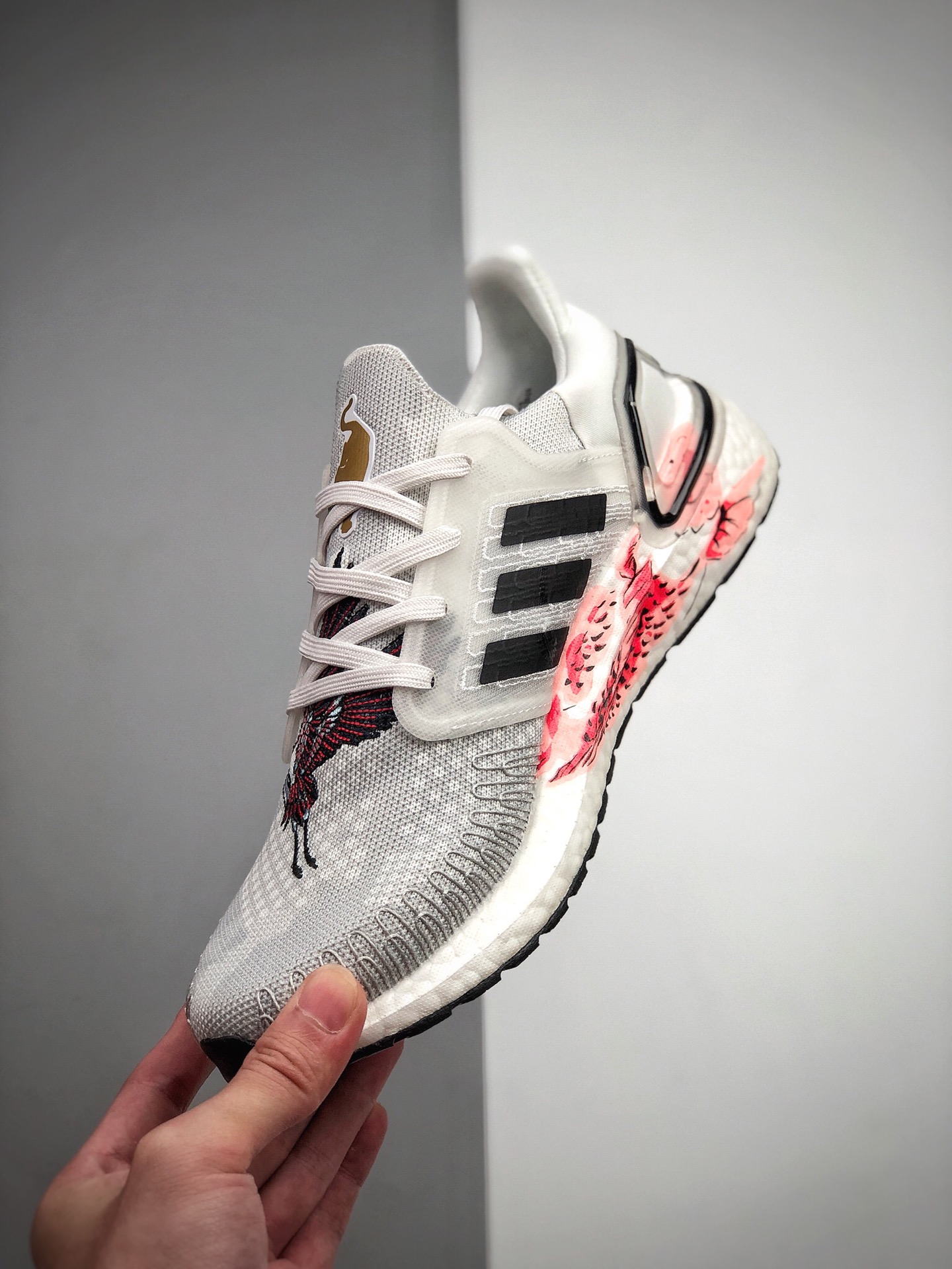 150 Adidas 阿迪达斯 Ultra Boost 20 超弹力爆米花中底 联名休闲跑步鞋
