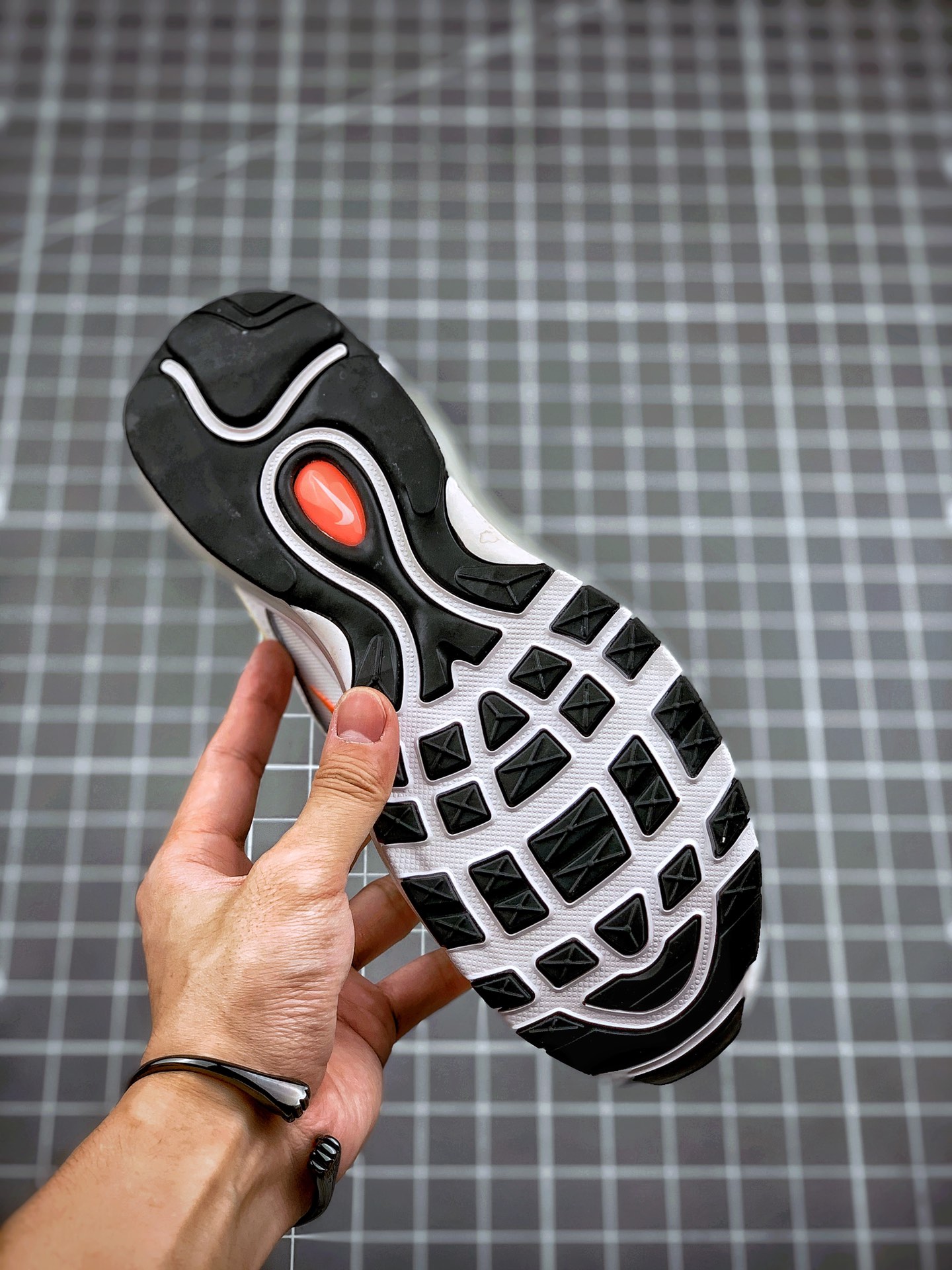 230 Nike Air Max 97白甜瓜橙 复古全掌气垫休闲运动鞋 CZ6087-100