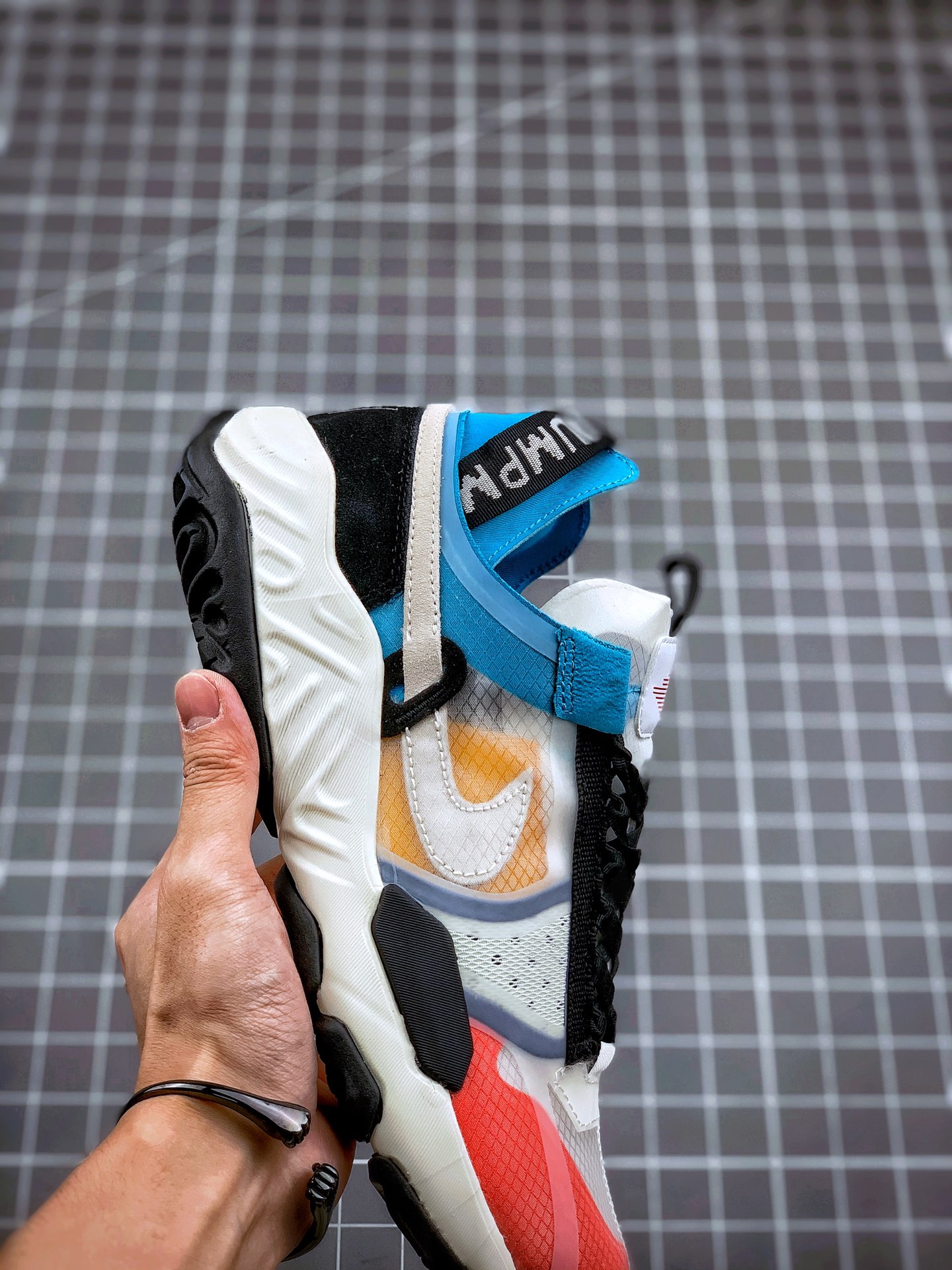 250 Air Jordan Delta SP 白红蓝近期日常上脚的绝佳选择货号: CZ4778-100