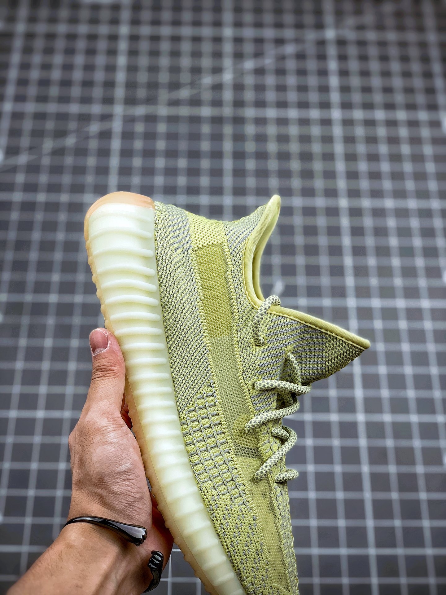 200 AD Yeezy 350 Boost V2 黄天使