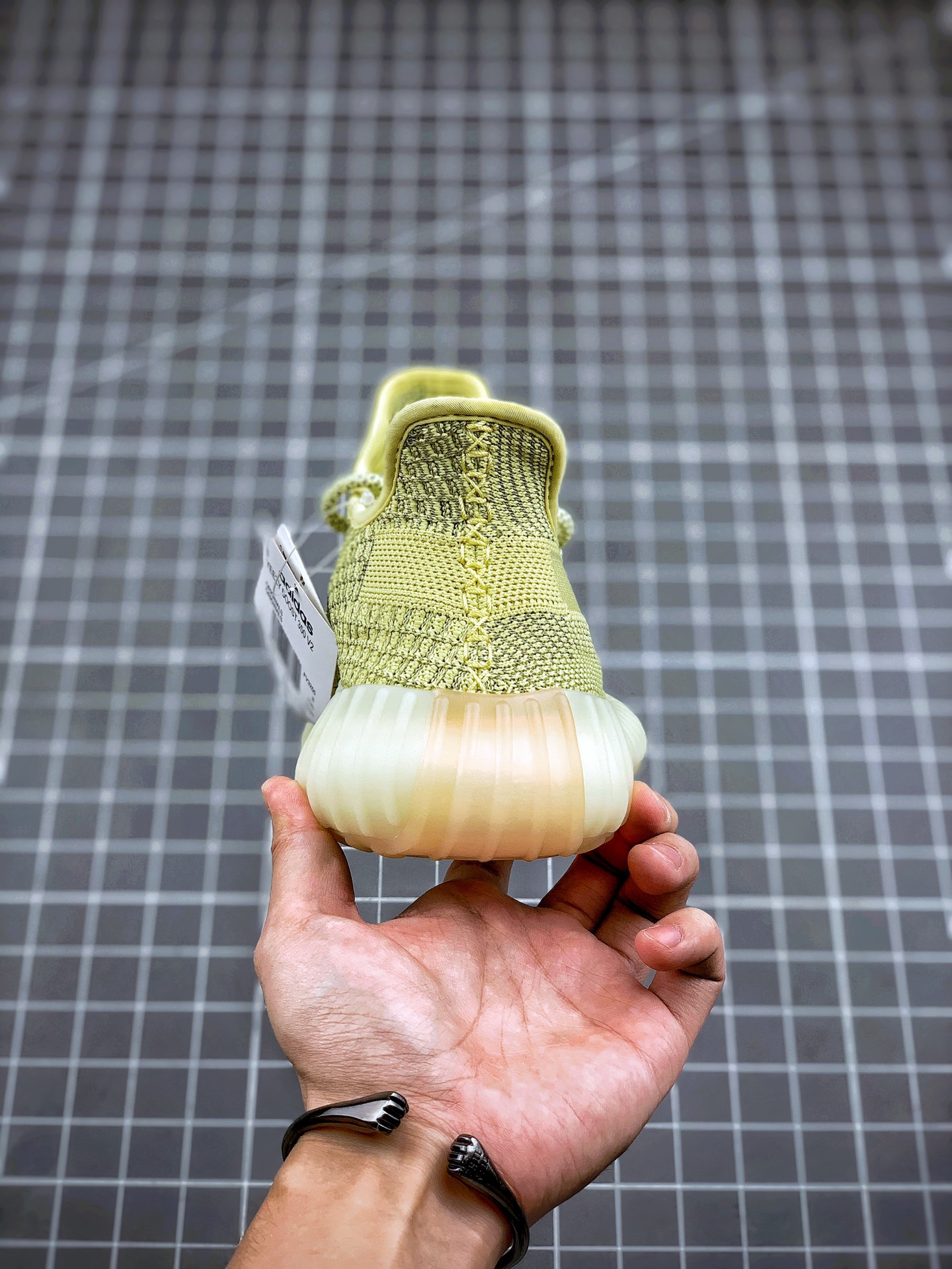 200 AD Yeezy 350 Boost V2 黄满天星