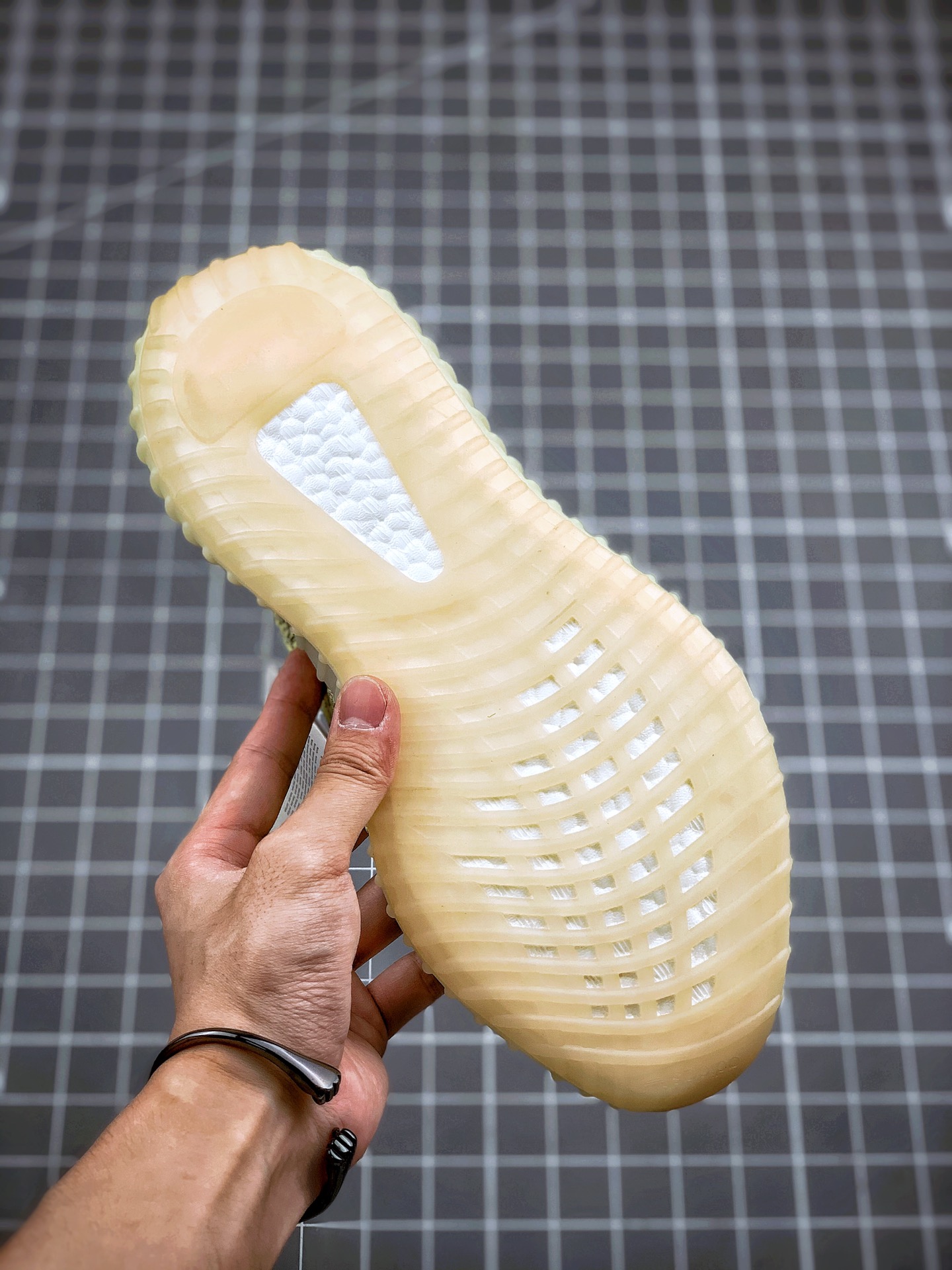 200 AD Yeezy 350 Boost V2 黄满天星