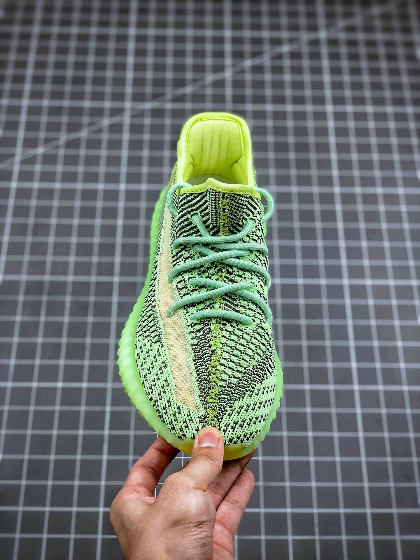 200 AD Yeezy 350 Boost V2 黑绿 外贸客户指定订单