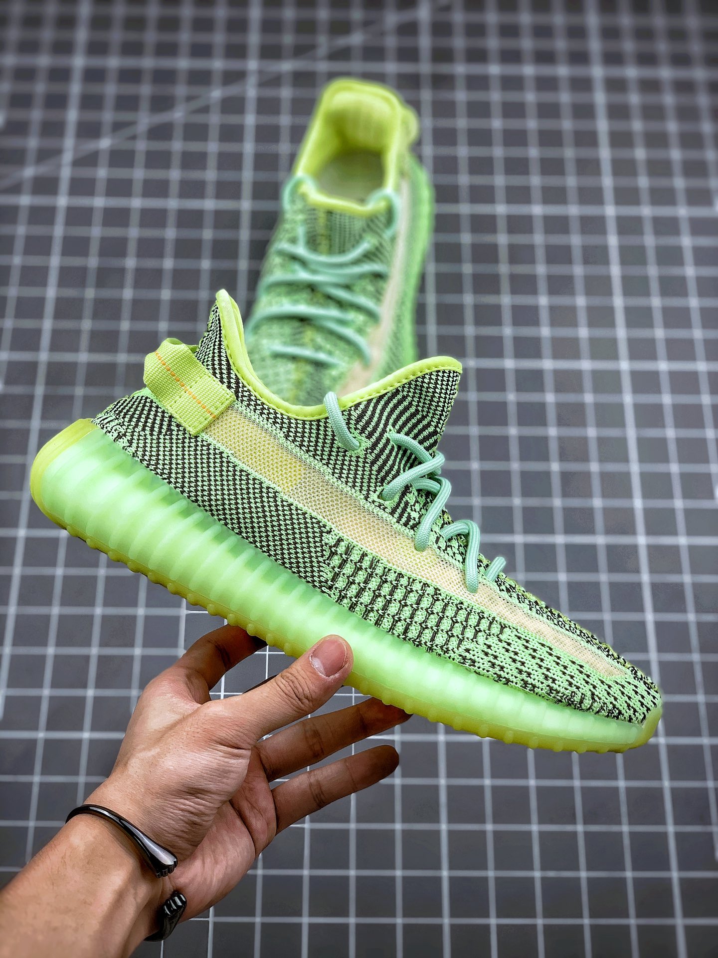 200 AD Yeezy 350 Boost V2 黑绿 外贸客户指定订单