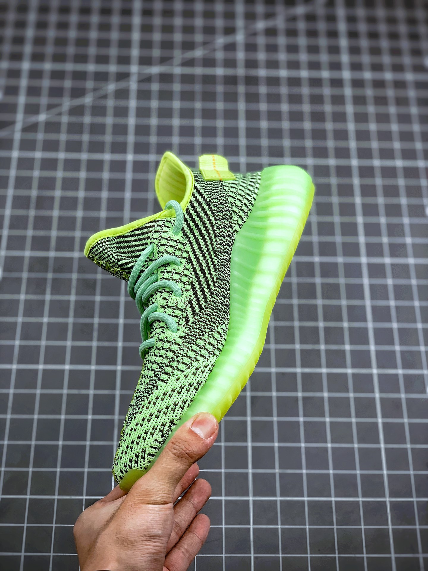 200 AD Yeezy 350 Boost V2 黑绿 外贸客户指定订单