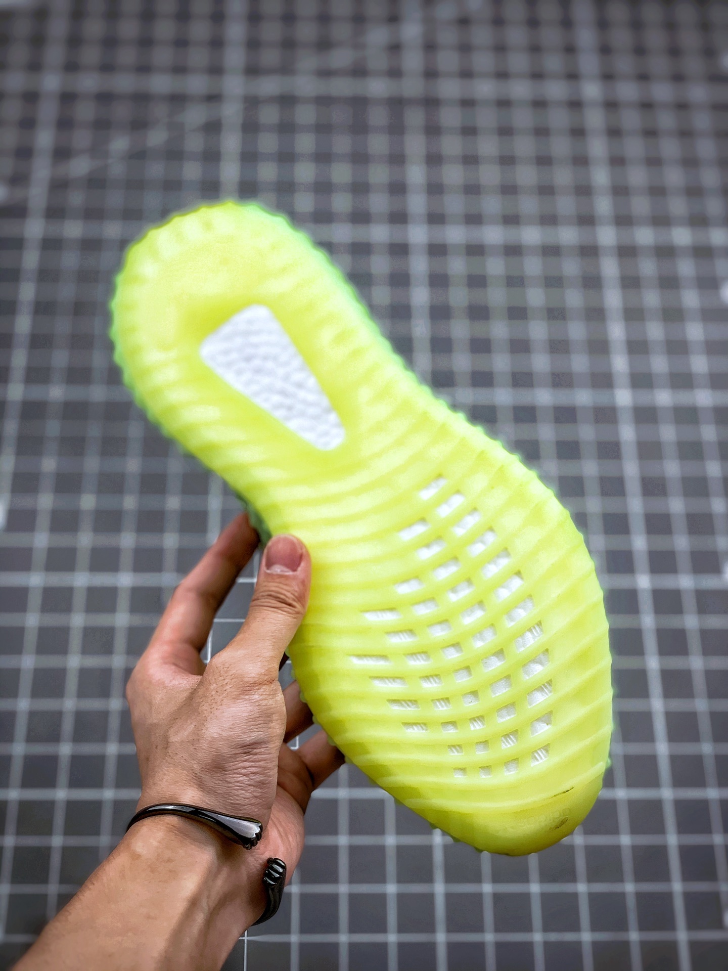 200 AD Yeezy 350 Boost V2 黑绿 外贸客户指定订单