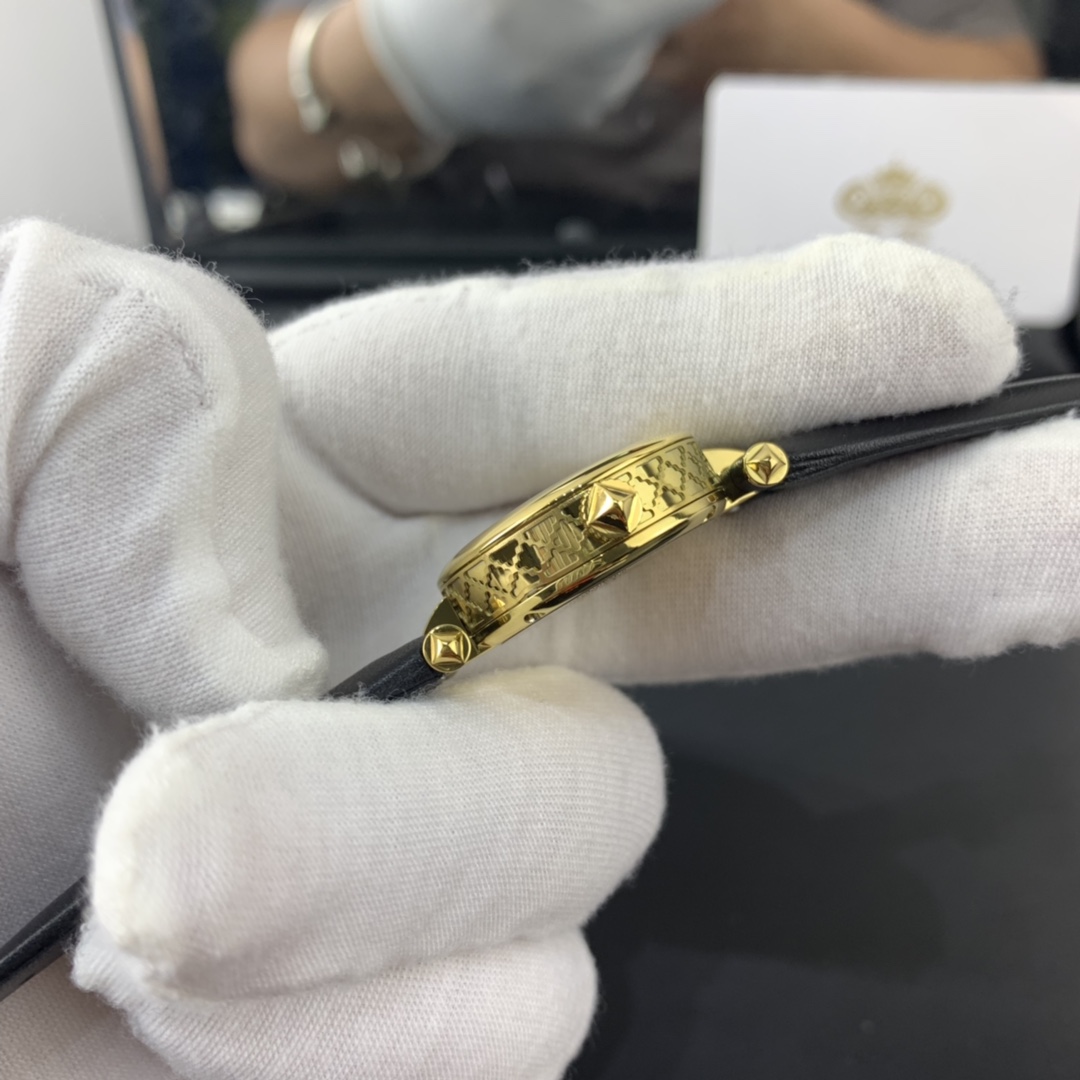 Gucci 皇家 古驰小巧 女表黄金壳