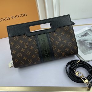 Louis Vuitton Clutches & Pouch Bags Fashion