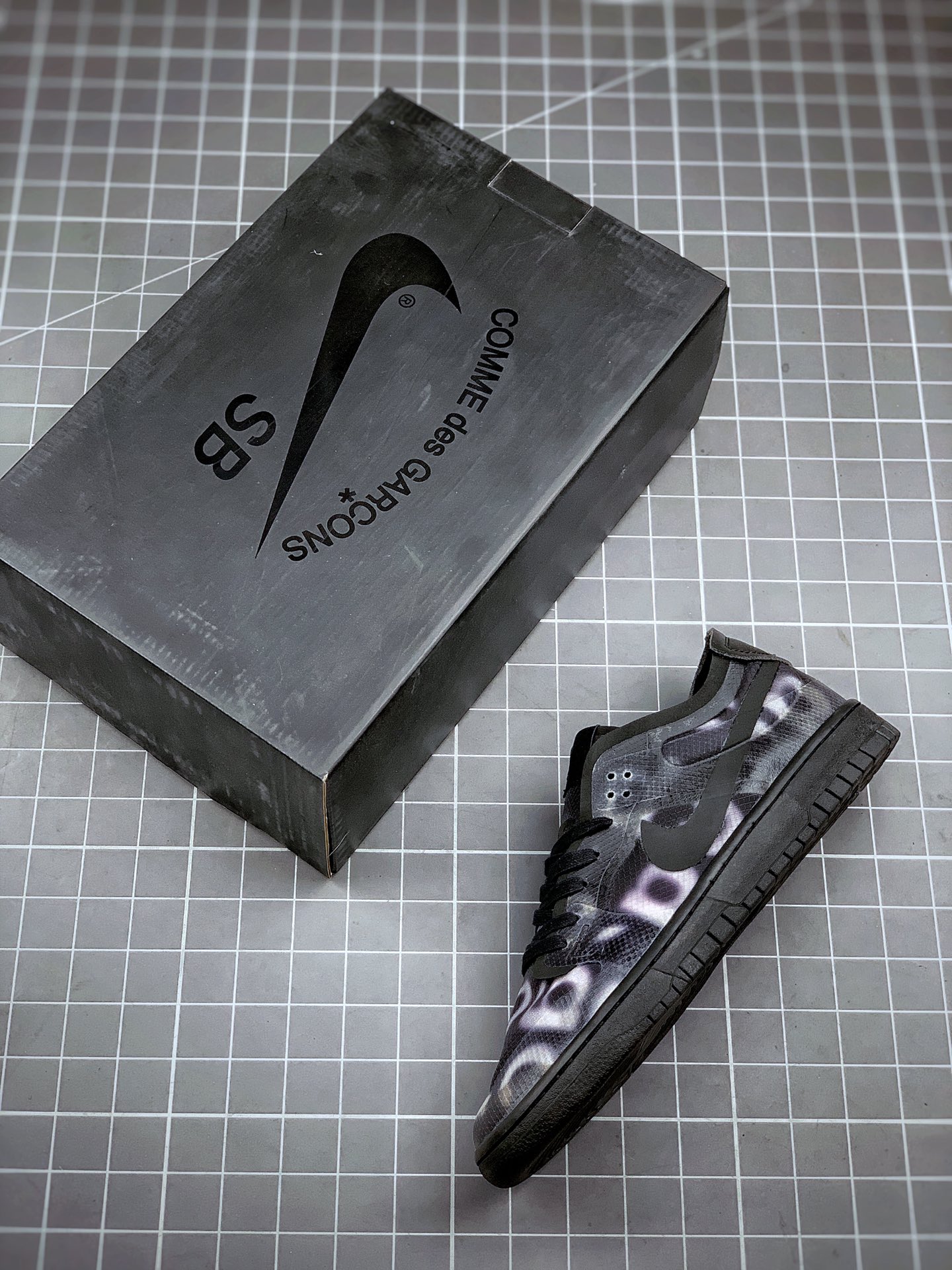 180 NK Dunk Low CDG联名 海外限定C22675-001