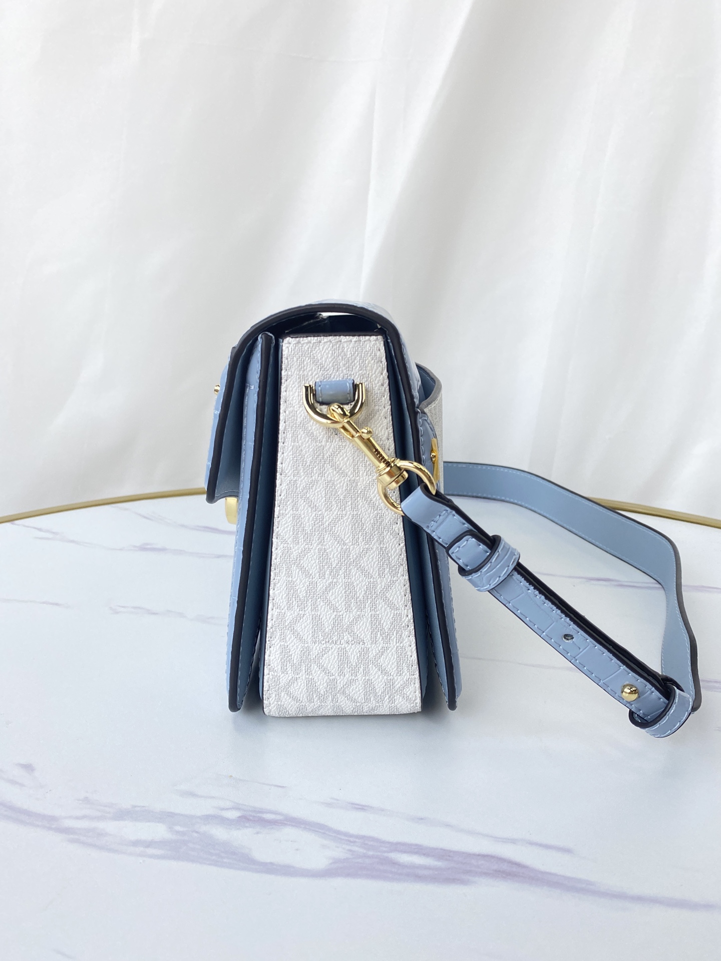 Michael Kors ～mk Jessie 女士单肩包，2020最新鳄鱼皮配老花酒神包