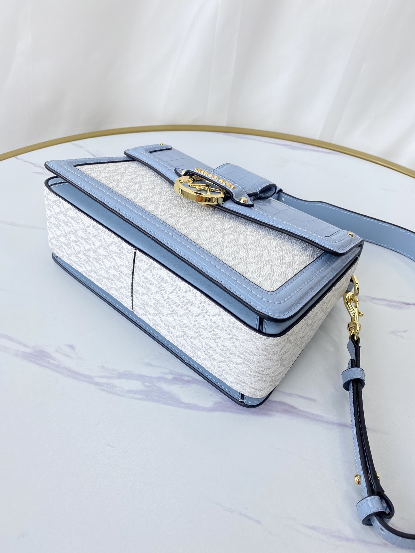 Michael Kors ～mk Jessie 女士单肩包，2020最新鳄鱼皮配老花酒神包