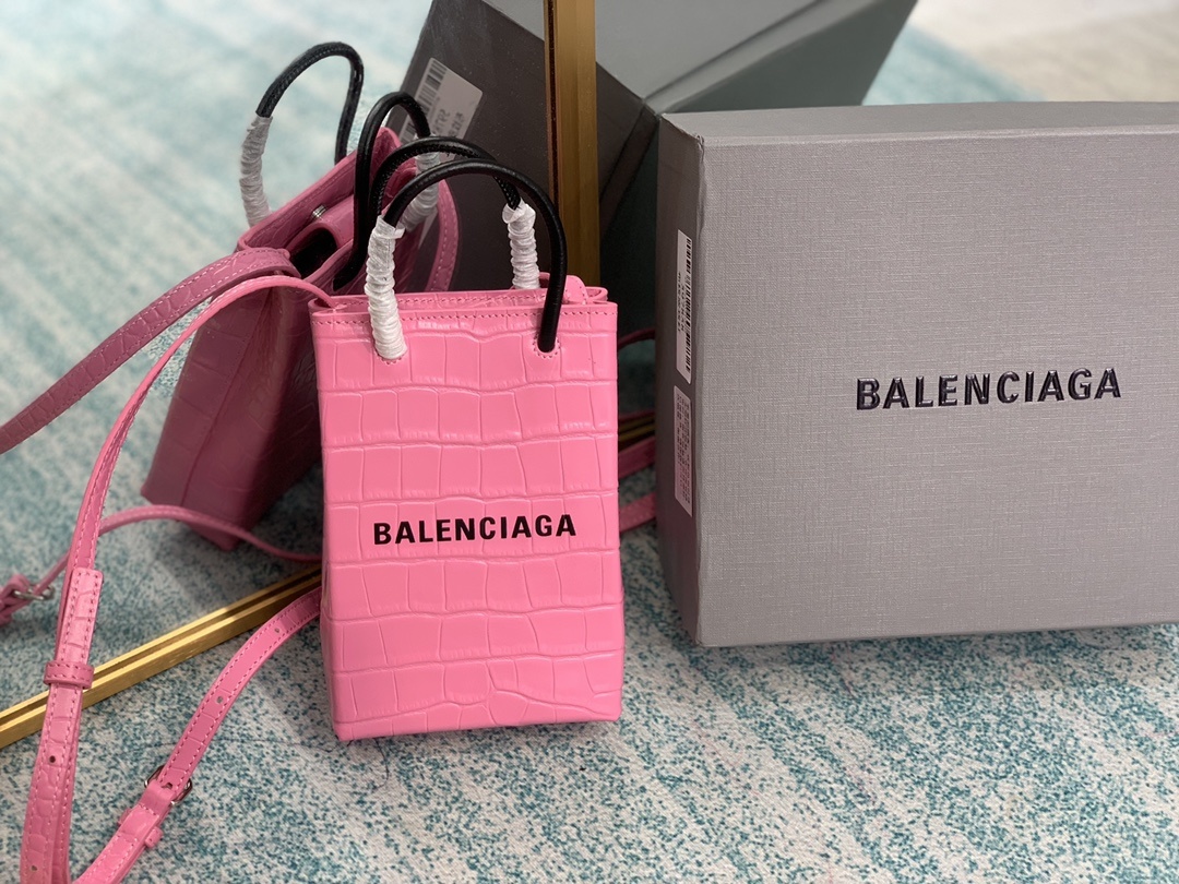 鳄鱼纹Balenciagα牛皮购物袋