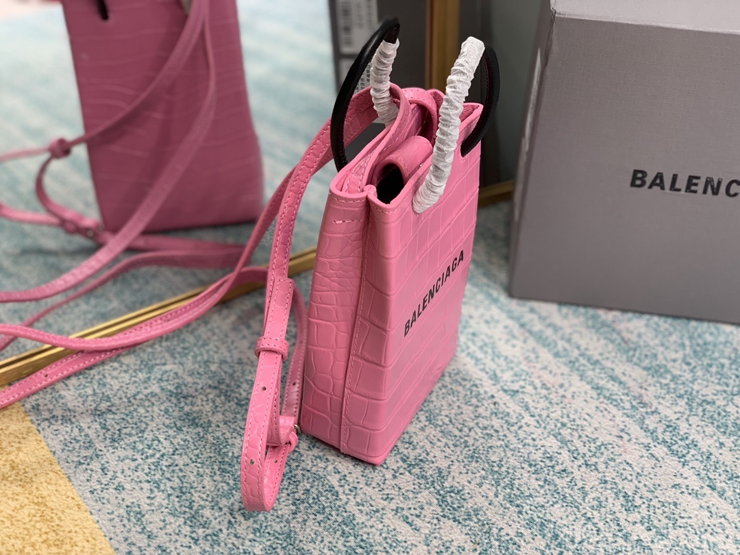 鳄鱼纹Balenciagα牛皮购物袋
