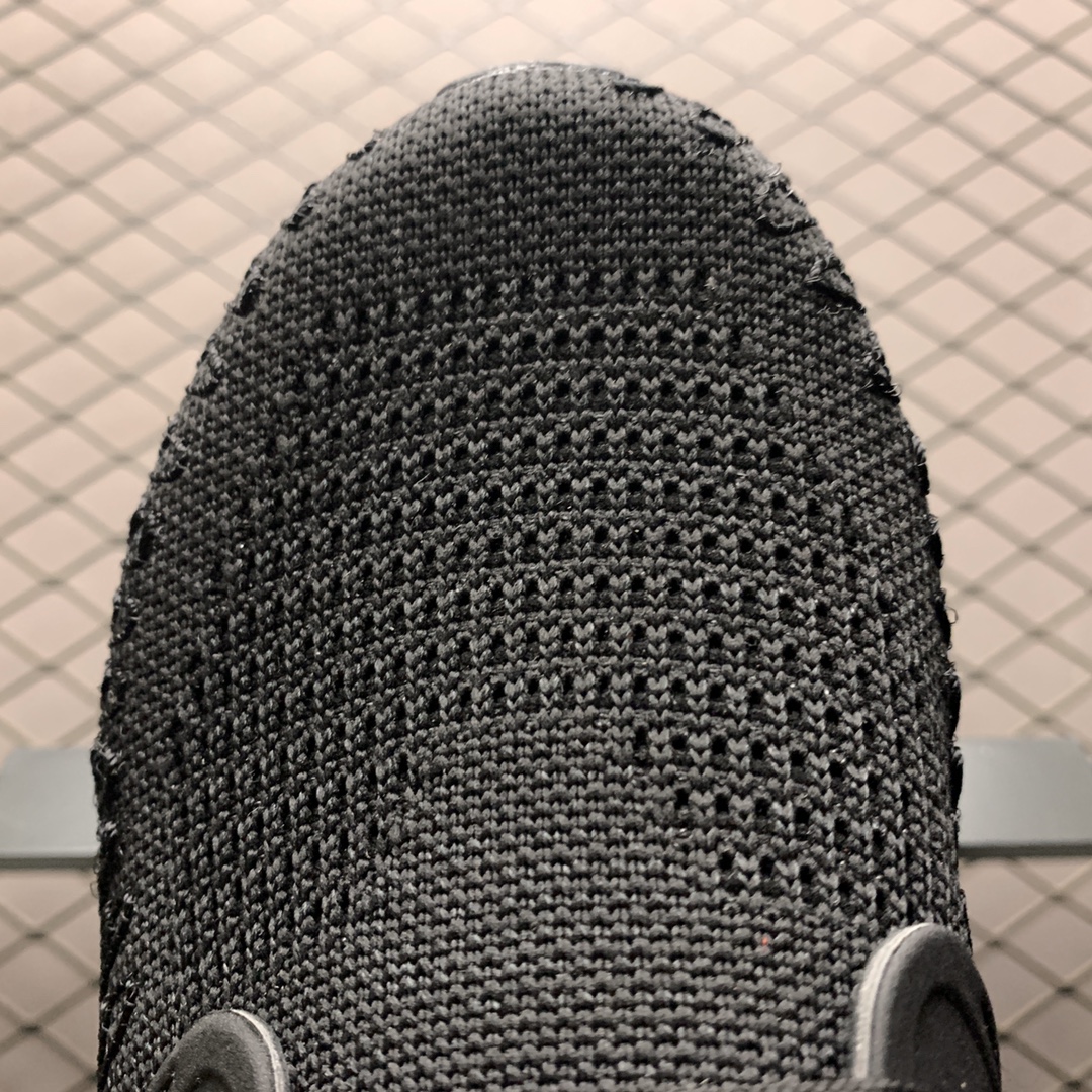 150  Adidas 阿迪达斯 Ultra Boost 20 超弹力爆米花中底 休闲跑步鞋 FW4322