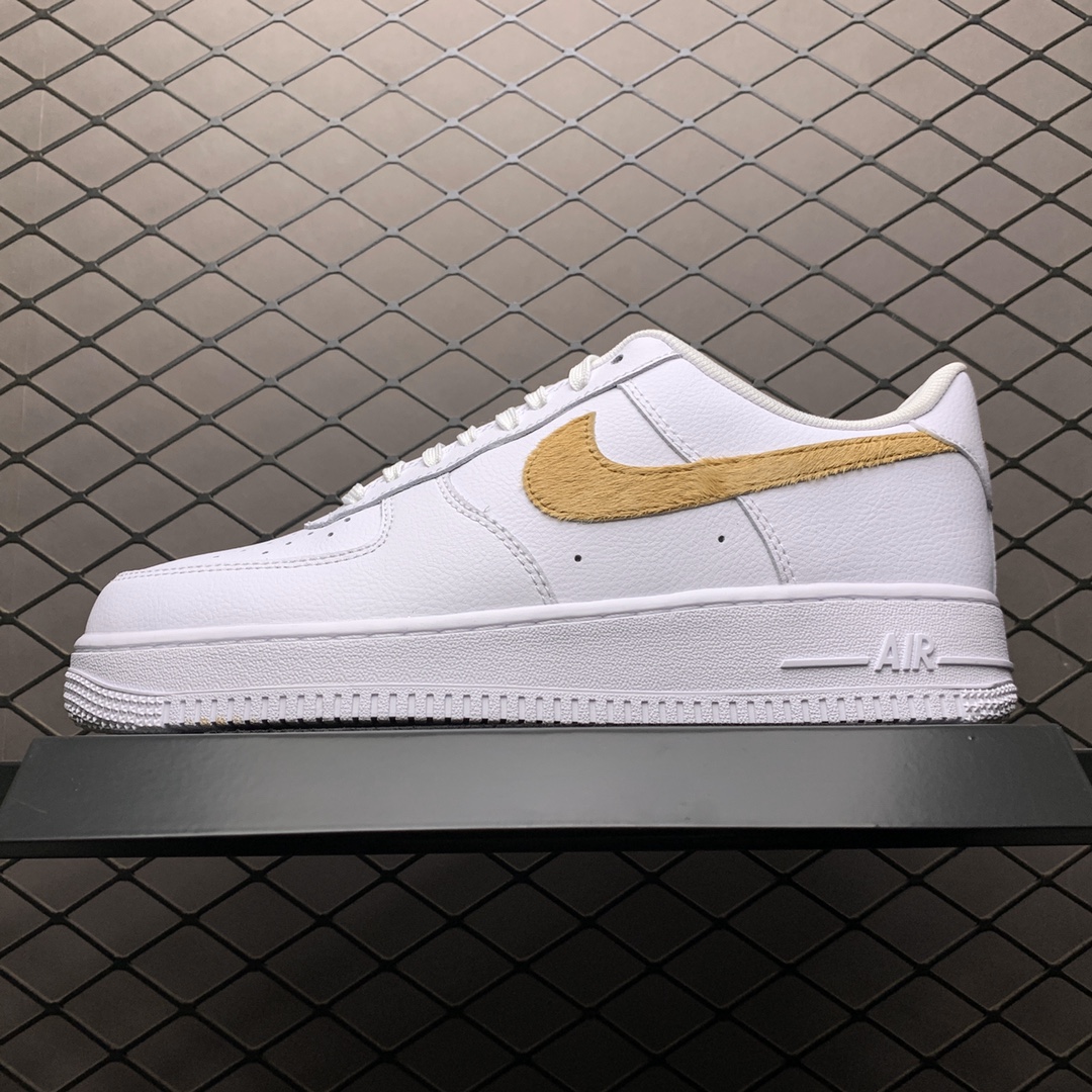 200 Nike Air Force 1'07 空军一号低帮运动休闲板鞋 CW7567-101
