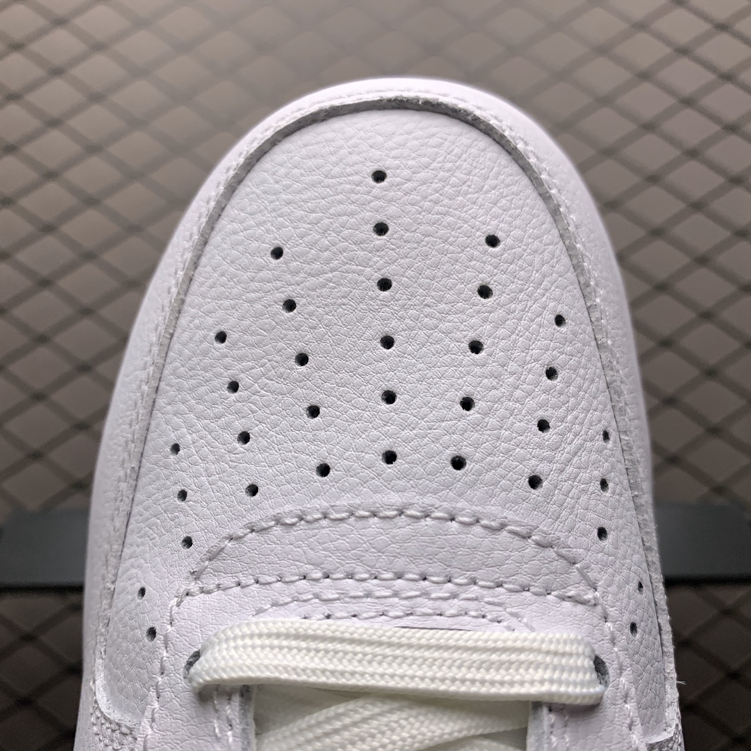 200 Nike Air Force 1'07 空军一号低帮运动休闲板鞋 CW7567-101