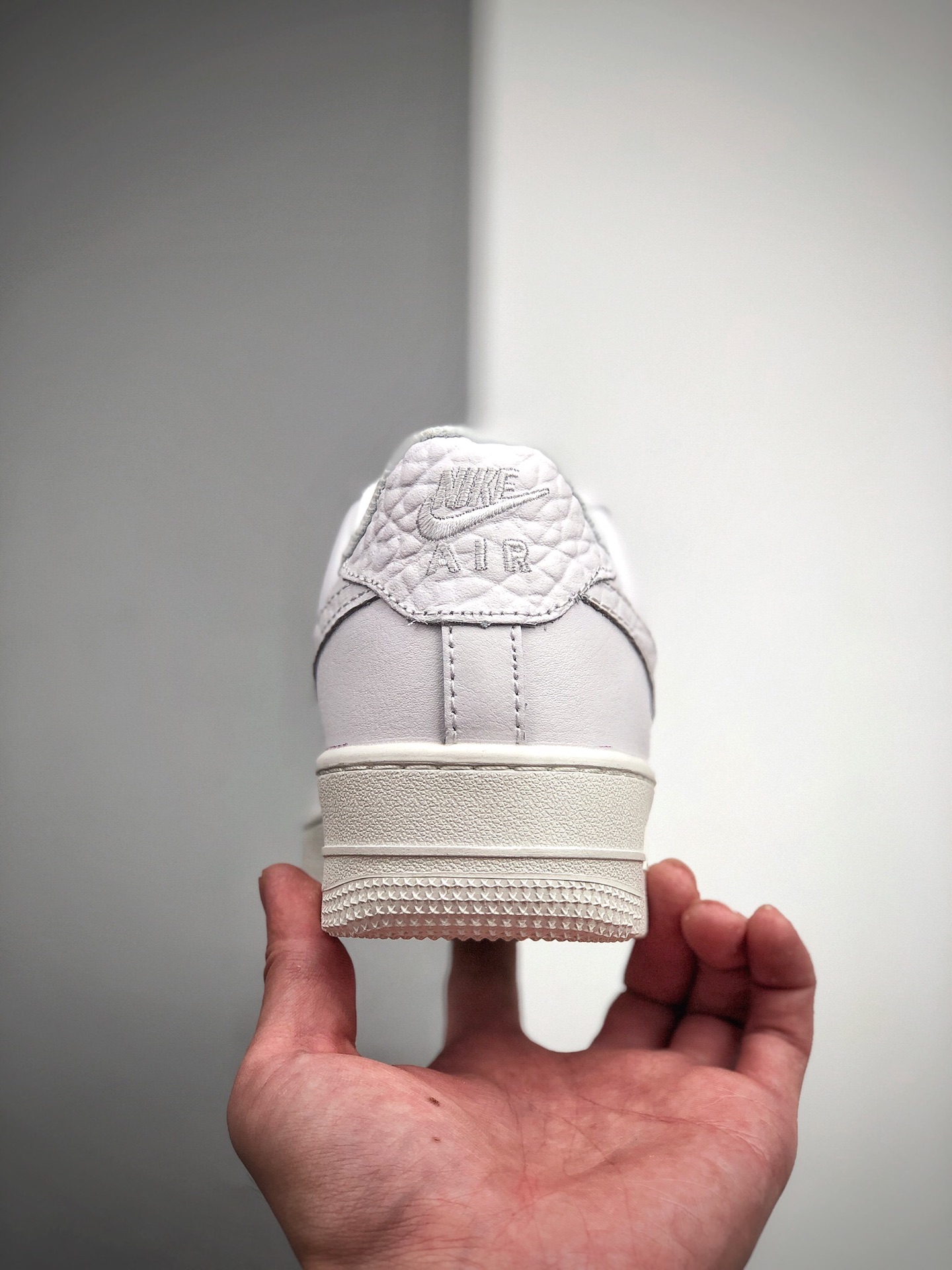 160  Air Force 1 07 LX White Onyx Bling LF钻石哔呤  空军一号低帮CZ8101-100