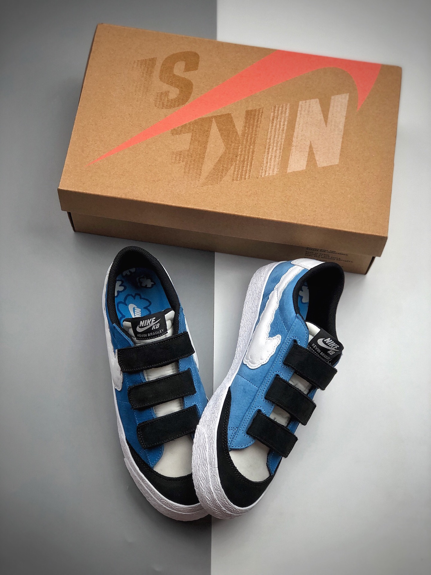 310 【公司级 NK SB Blazer low 王一博同款】 Kevin Bradley x NK SB Blazer Low “Heaven”天堂蓝天白云冰淇淋滑板鞋 CT4594-400