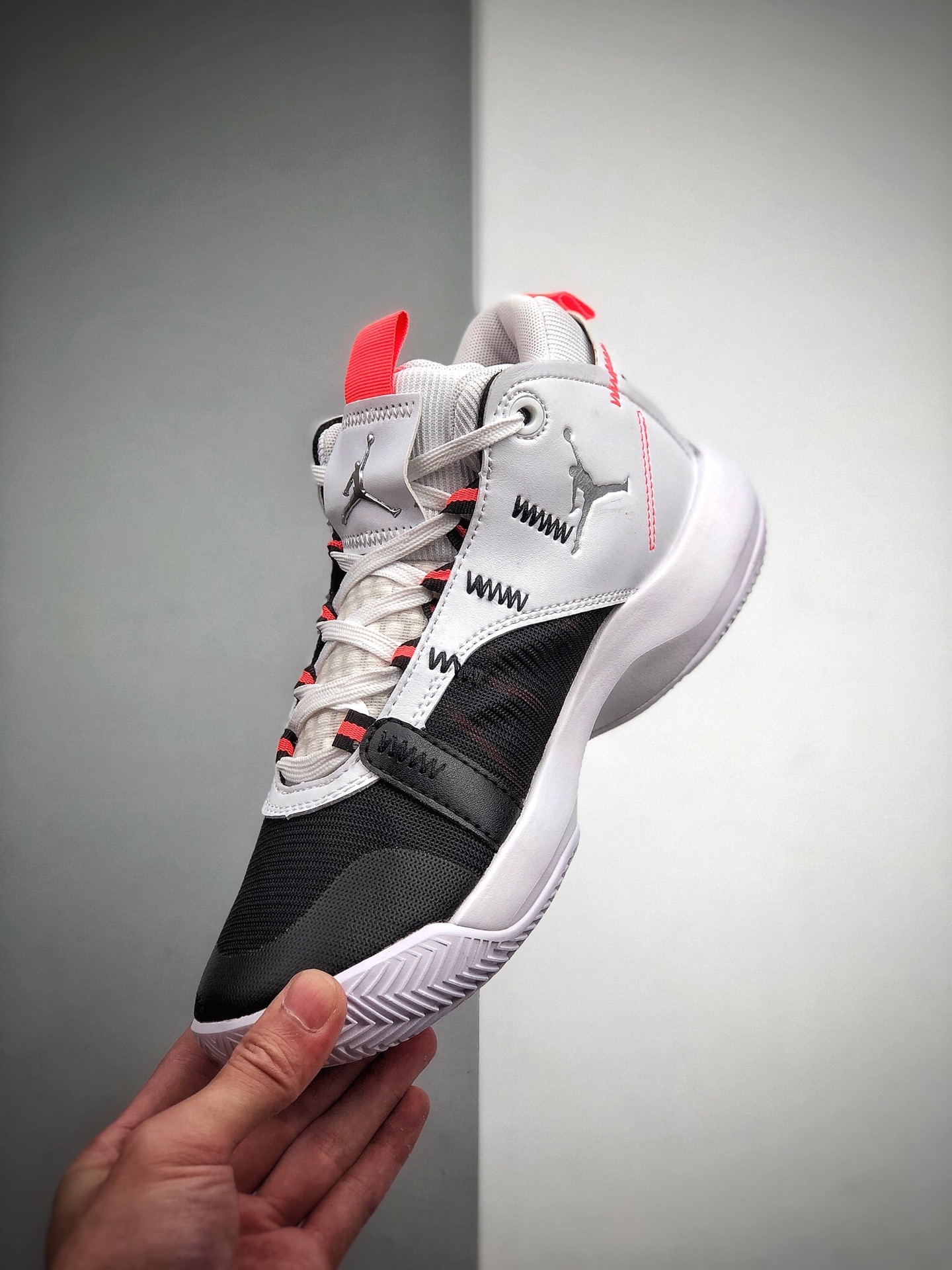 270 Nike Air Jordan Jumpman 2020 PF 100 黑白粉 AJ2020乔丹34代简版 BQ3448