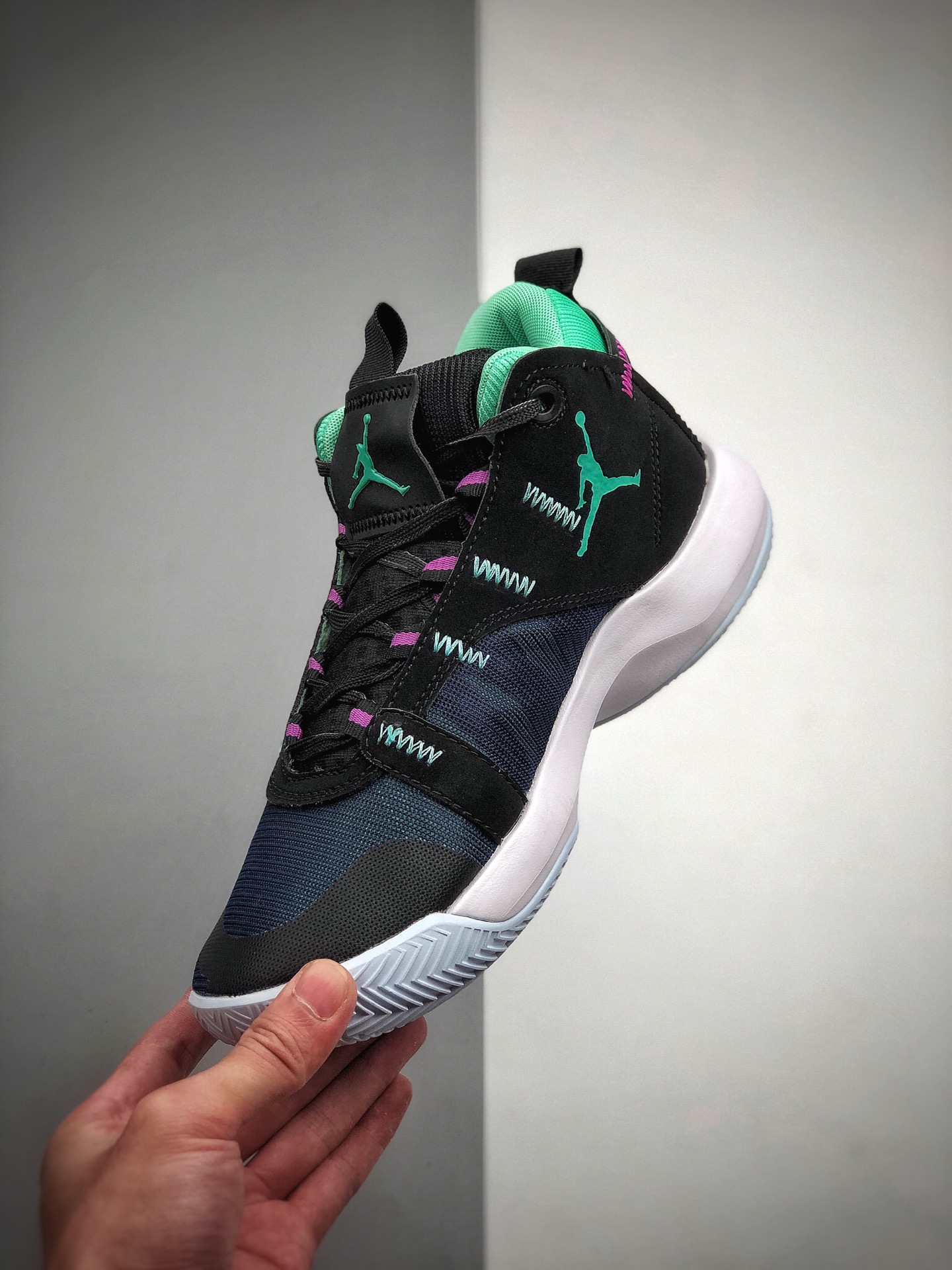 270 Nike Jordan Jumpman 2020 PF  高帮 男子实战训练篮球鞋 BQ3448 005