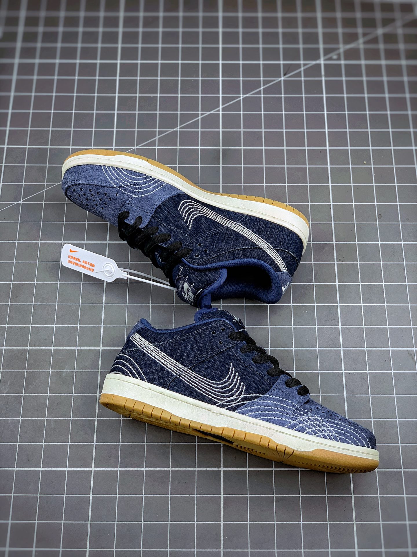 370 Nike SB Dunk Low Pro PRM “Denim Gum” 货号：CV0316-400