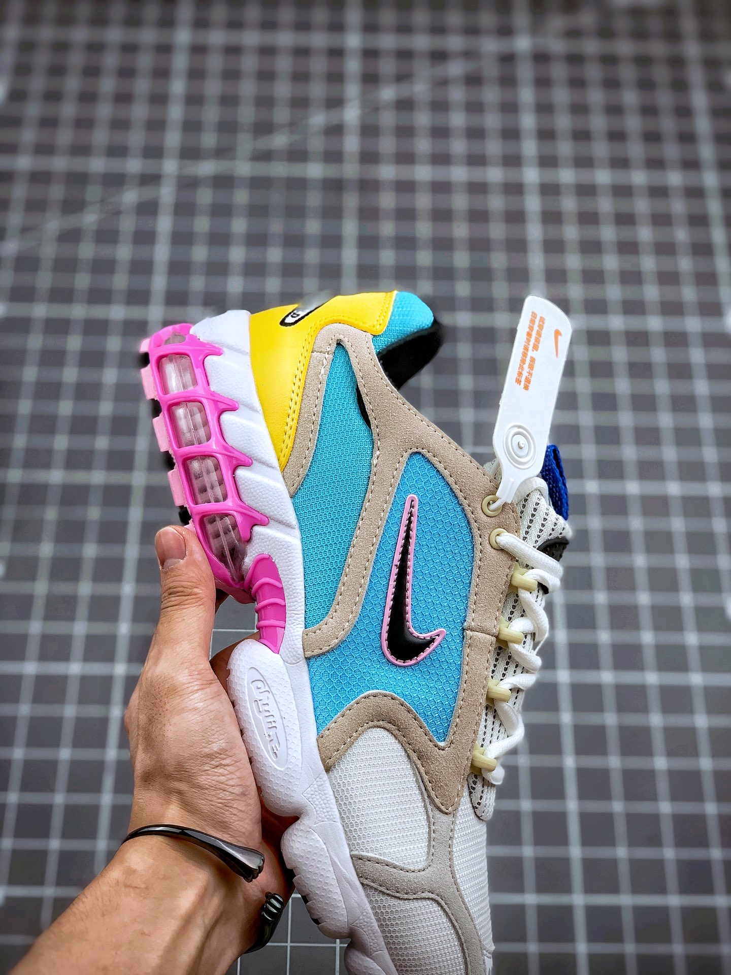 200 Stussy x Air Zoom Spiridon CG 2  六层组合气垫  灰蓝粉 限定版 CW7482-100