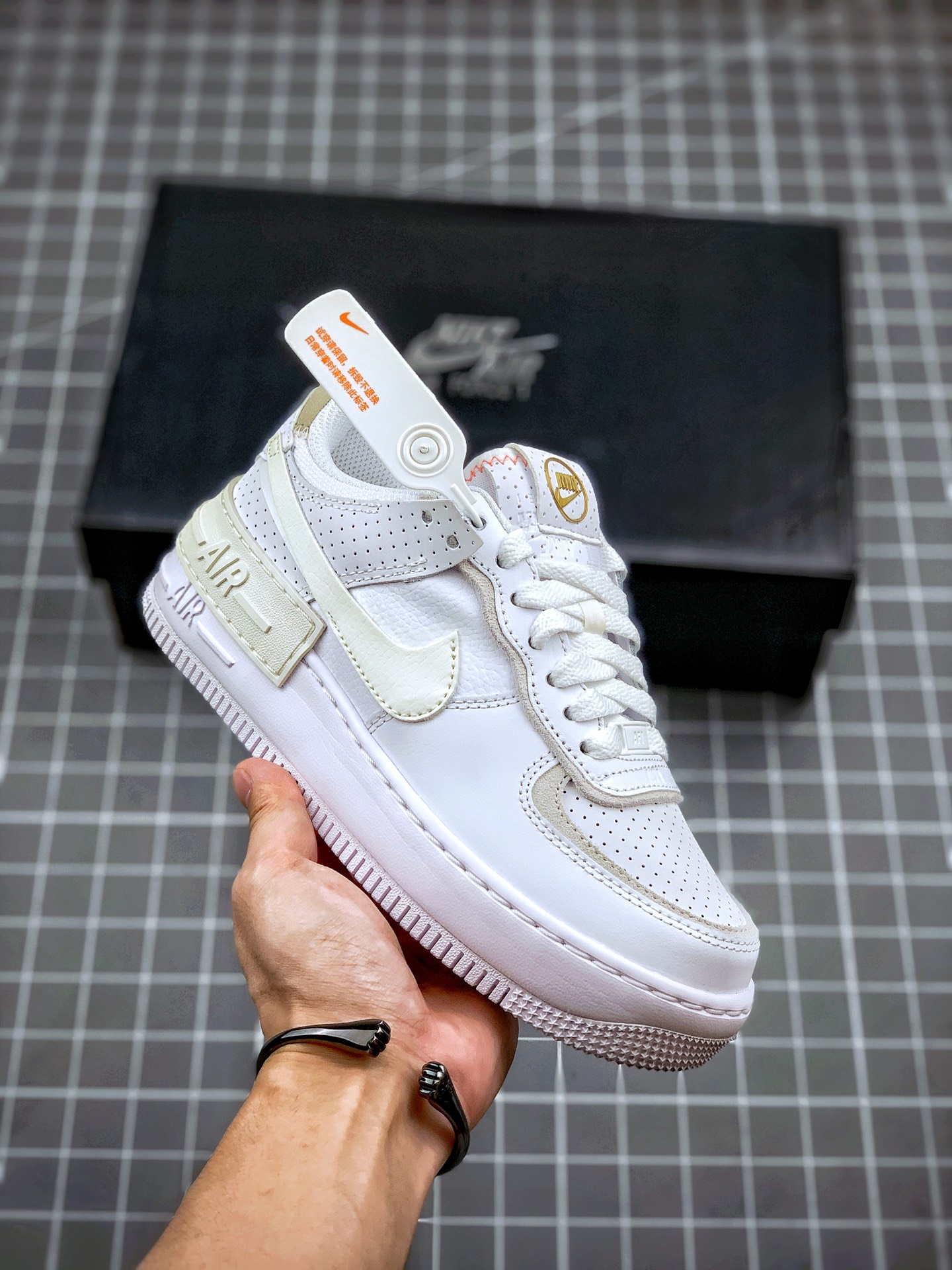 200 Air Force 1 Shadow 灰白拼接 轻量增高低帮百搭板鞋”拼接马卡龙” CZ8107-100