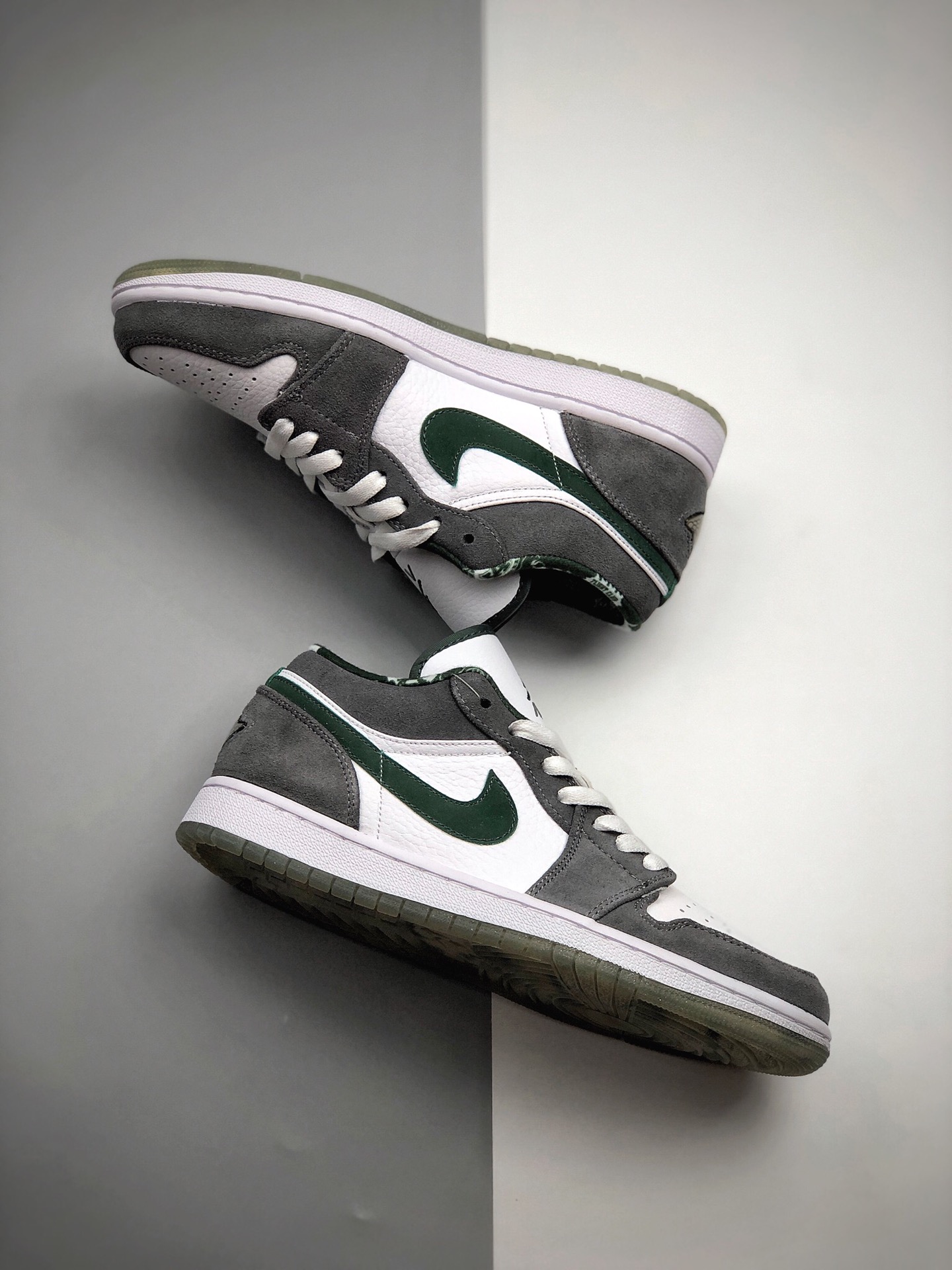230 Air Jordan 1 Retro Low AJ1 海军蓝309192-131