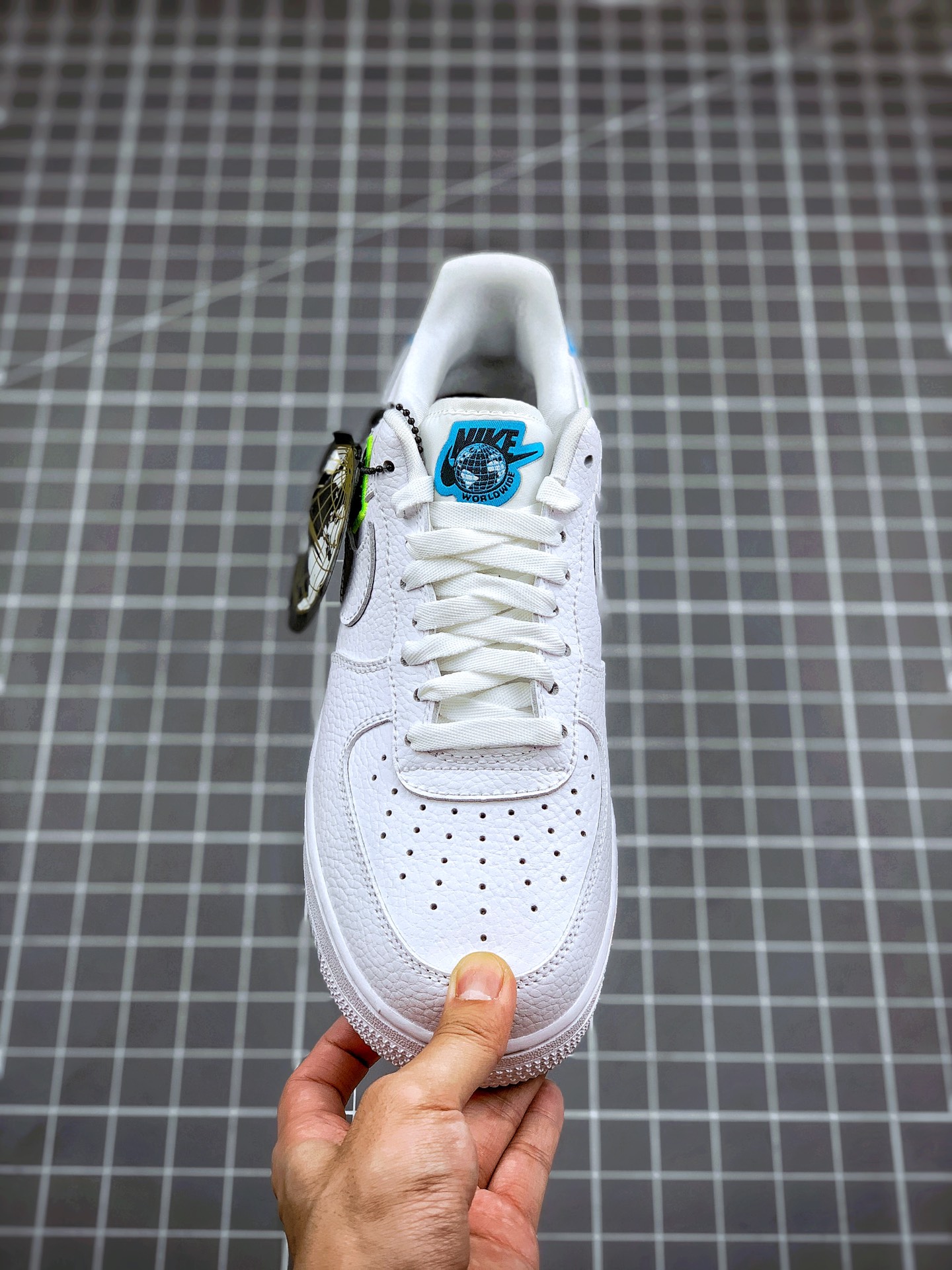 200 Air Force 1 '07 SE Worldwide LF世界共同努力空军一号低帮 货号：CT1414-101