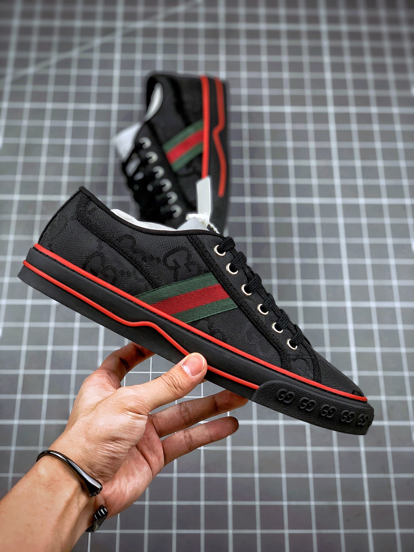 330   海淘商家混卖版  渠道原装订单 GUCCI Tennis 1977 Print Sneaker 帆布印花复古休闲运动板鞋