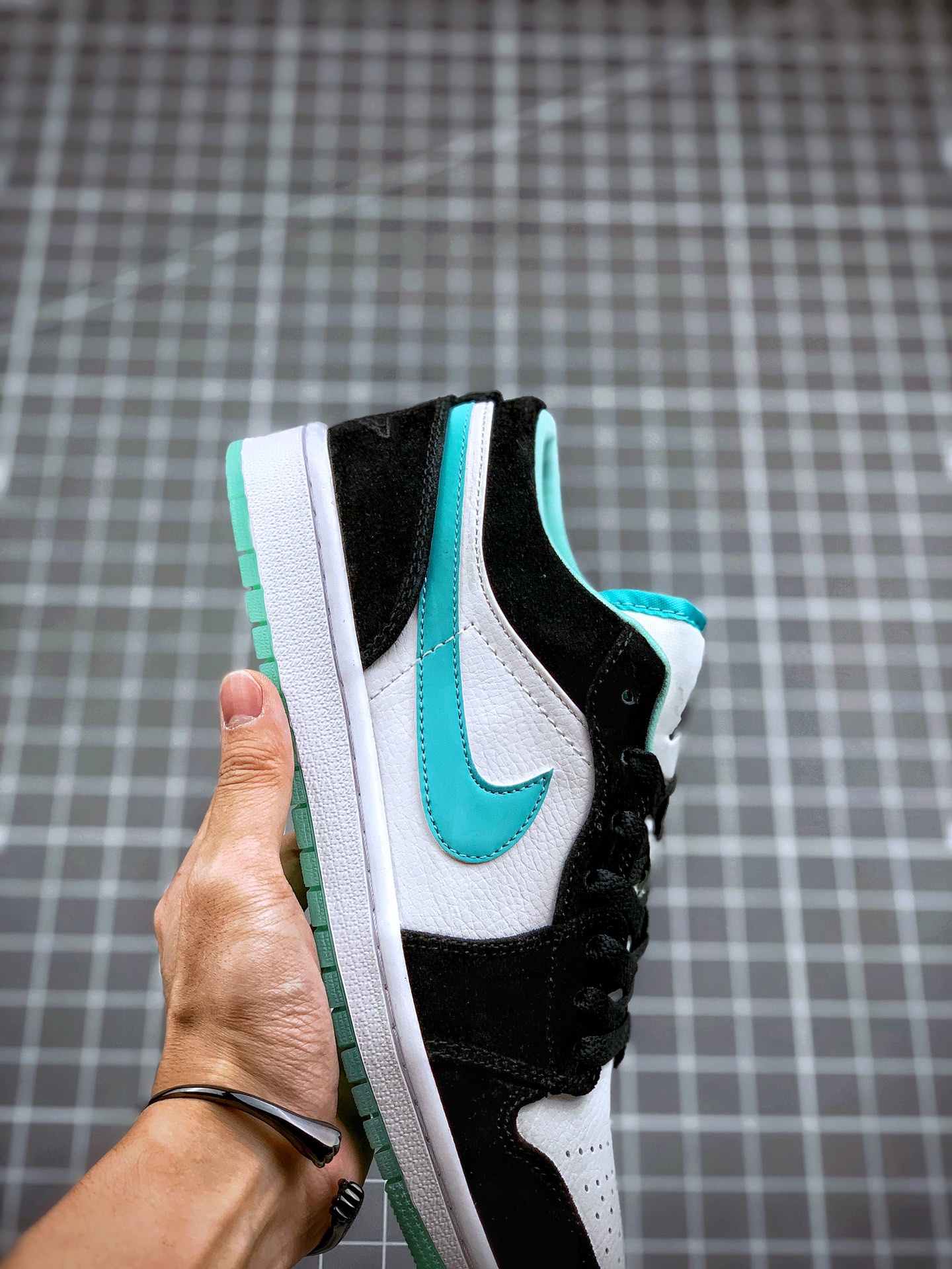 200  Air Jordan 1 Low 郭艾伦 郭艾伦限定 / 蒂芙尼绿 AJ1乔1低帮休闲板鞋 CQ9828-131